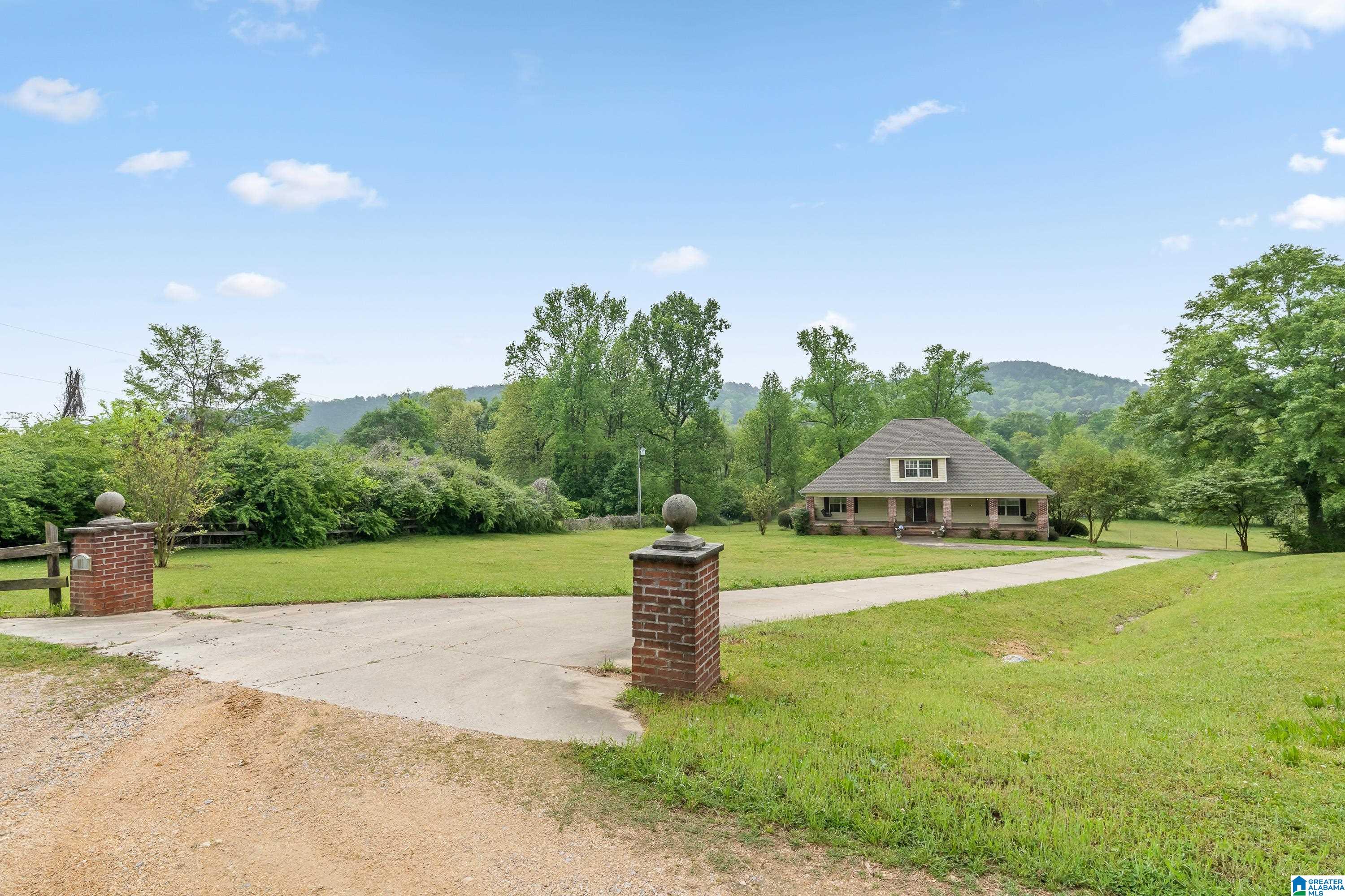 111 HOWELL DRIVE