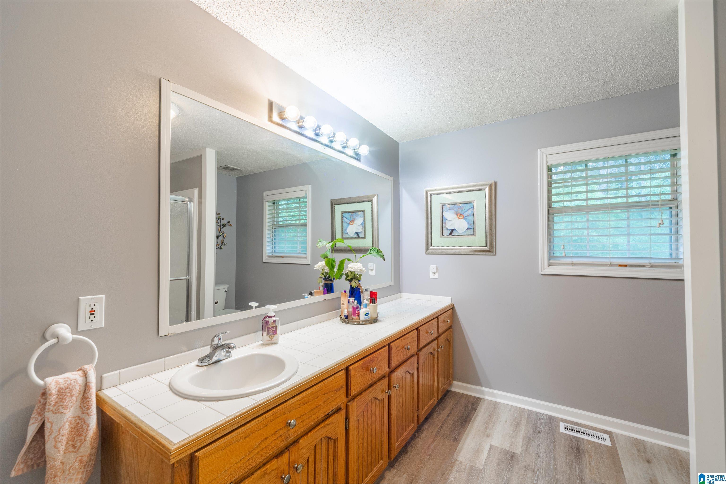 870 RAINBOW HAVEN