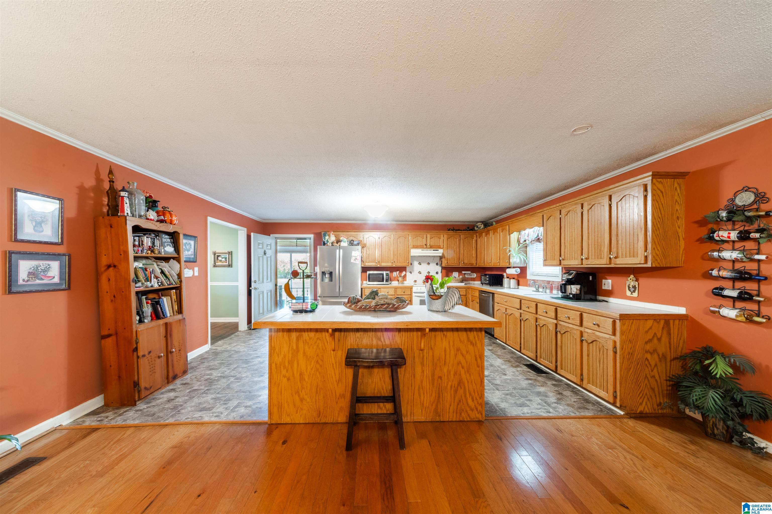 870 RAINBOW HAVEN