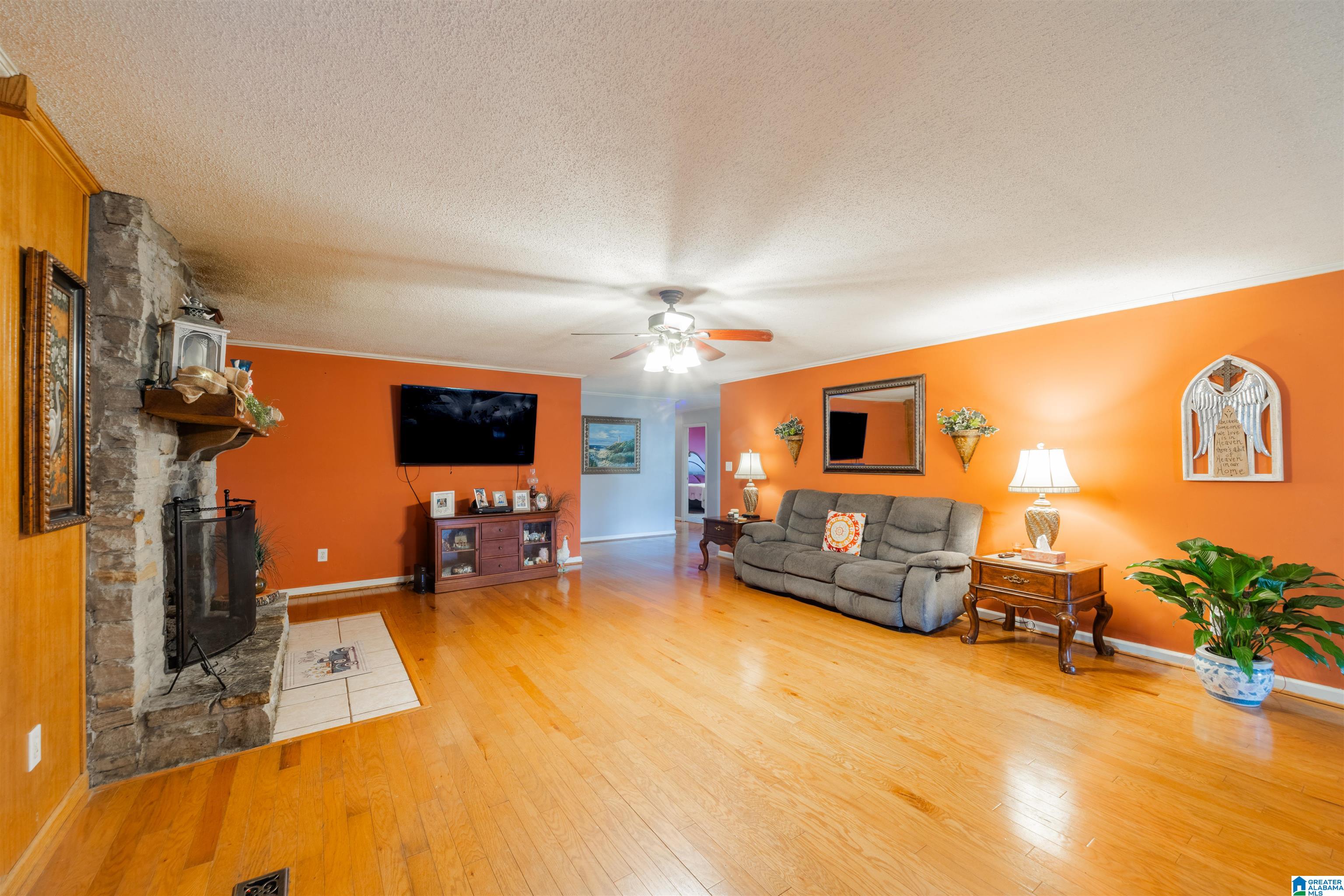 870 RAINBOW HAVEN