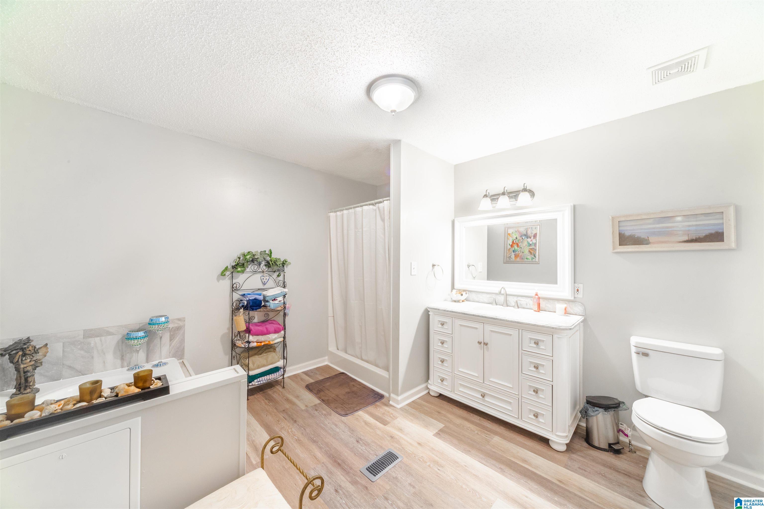 870 RAINBOW HAVEN