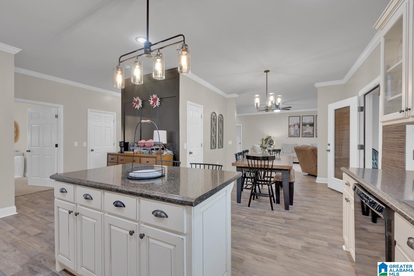 431 PALISADES PARKWAY