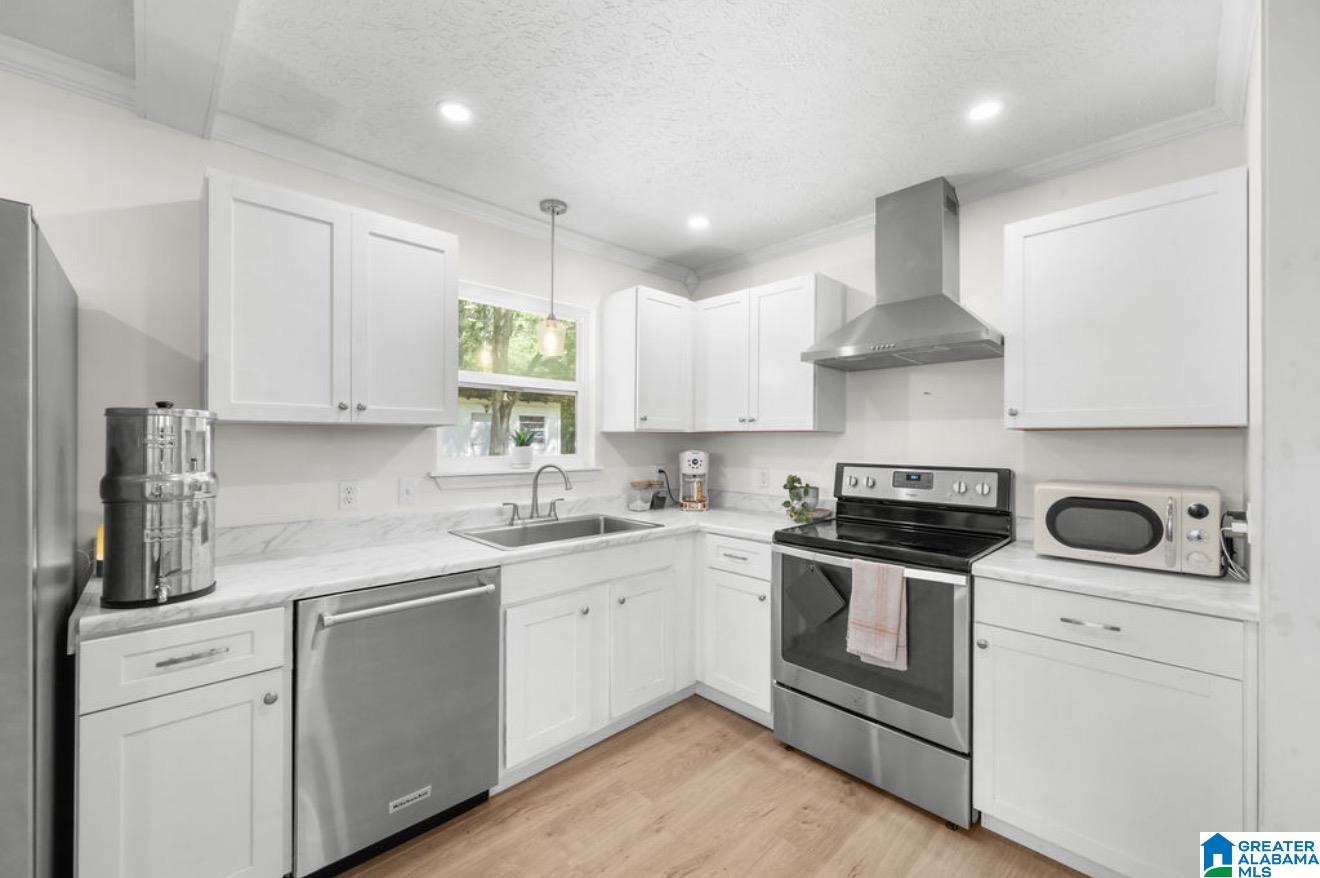 408 5TH STREET N