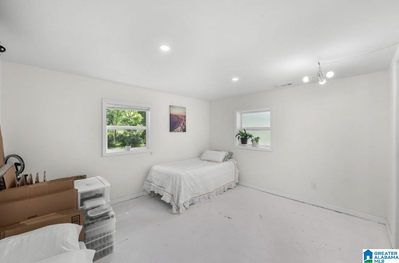 408 5TH STREET N