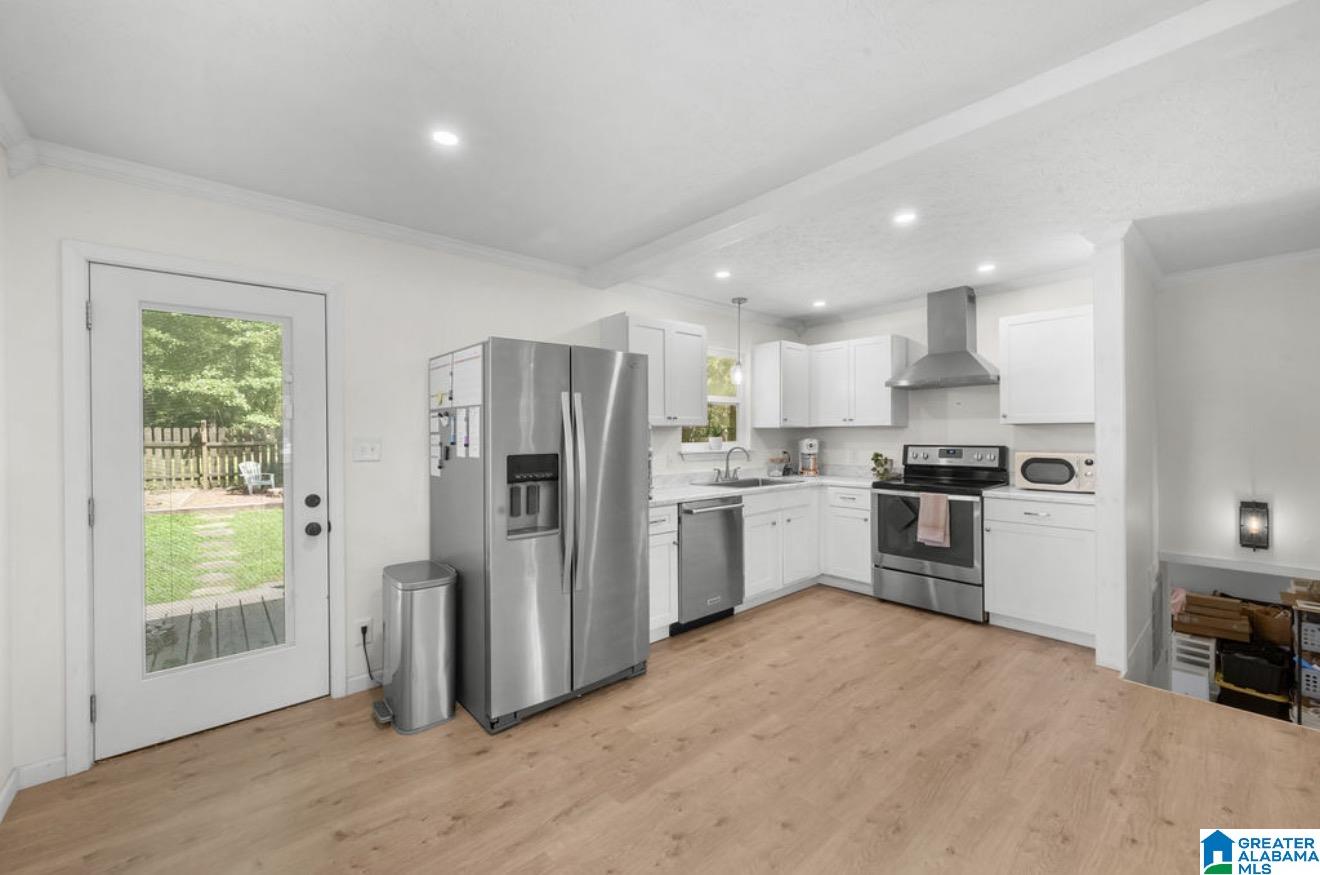 408 5TH STREET N
