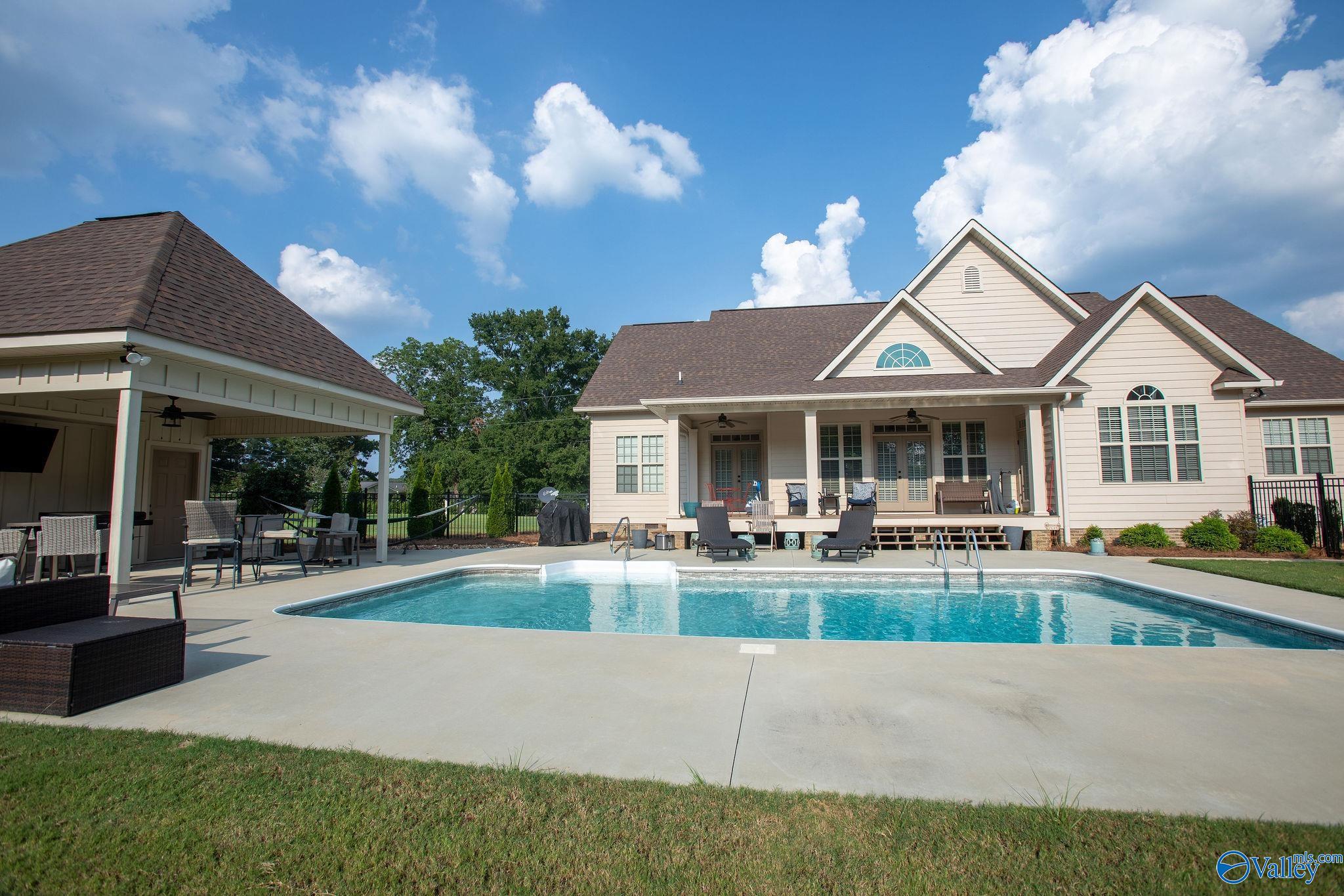 3533 Hall Drive