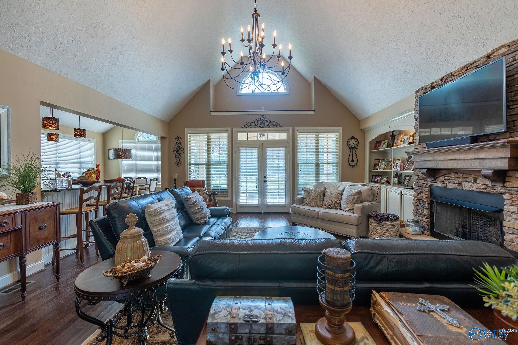3533 Hall Drive
