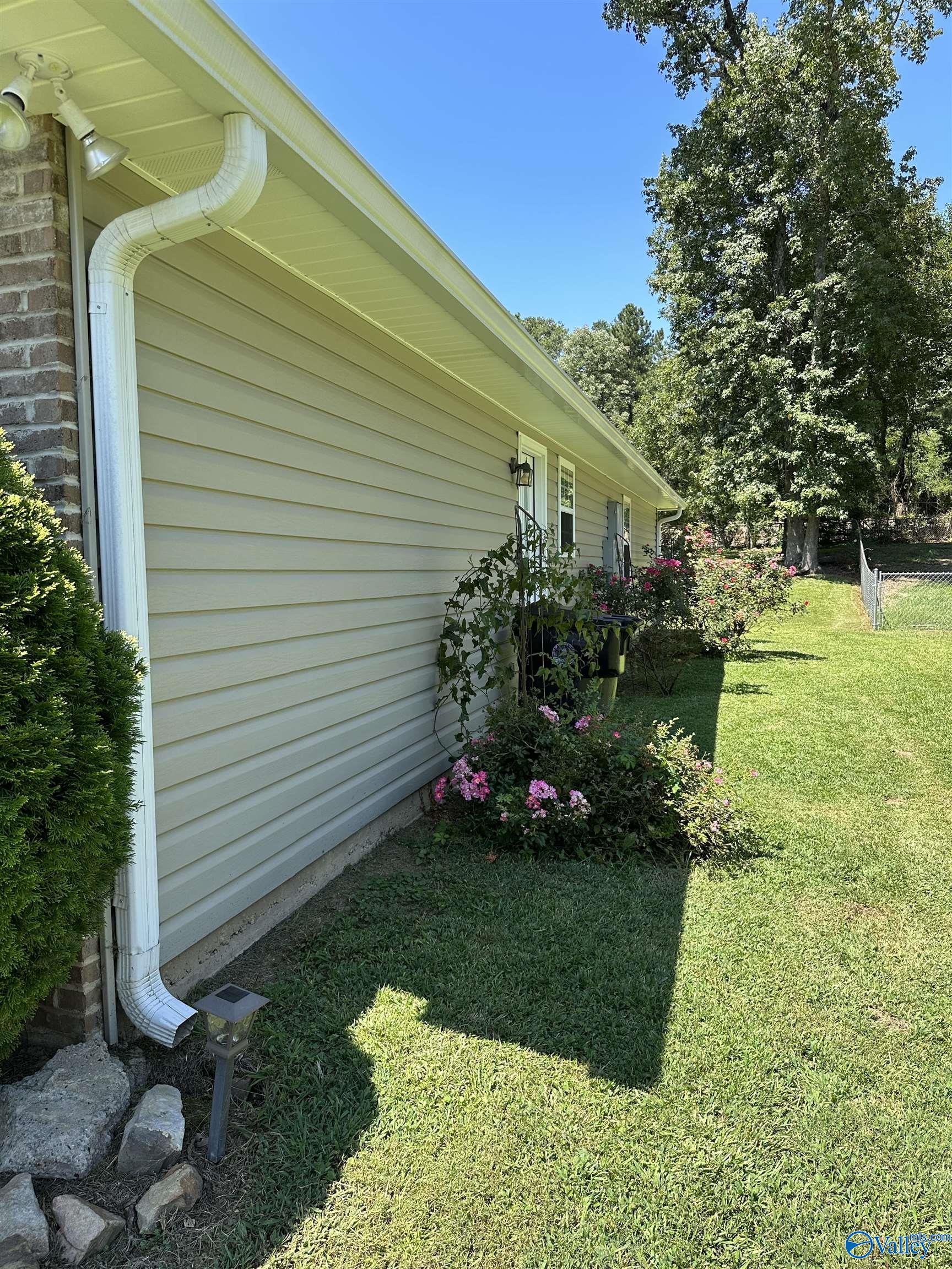 213 Southview Avenue