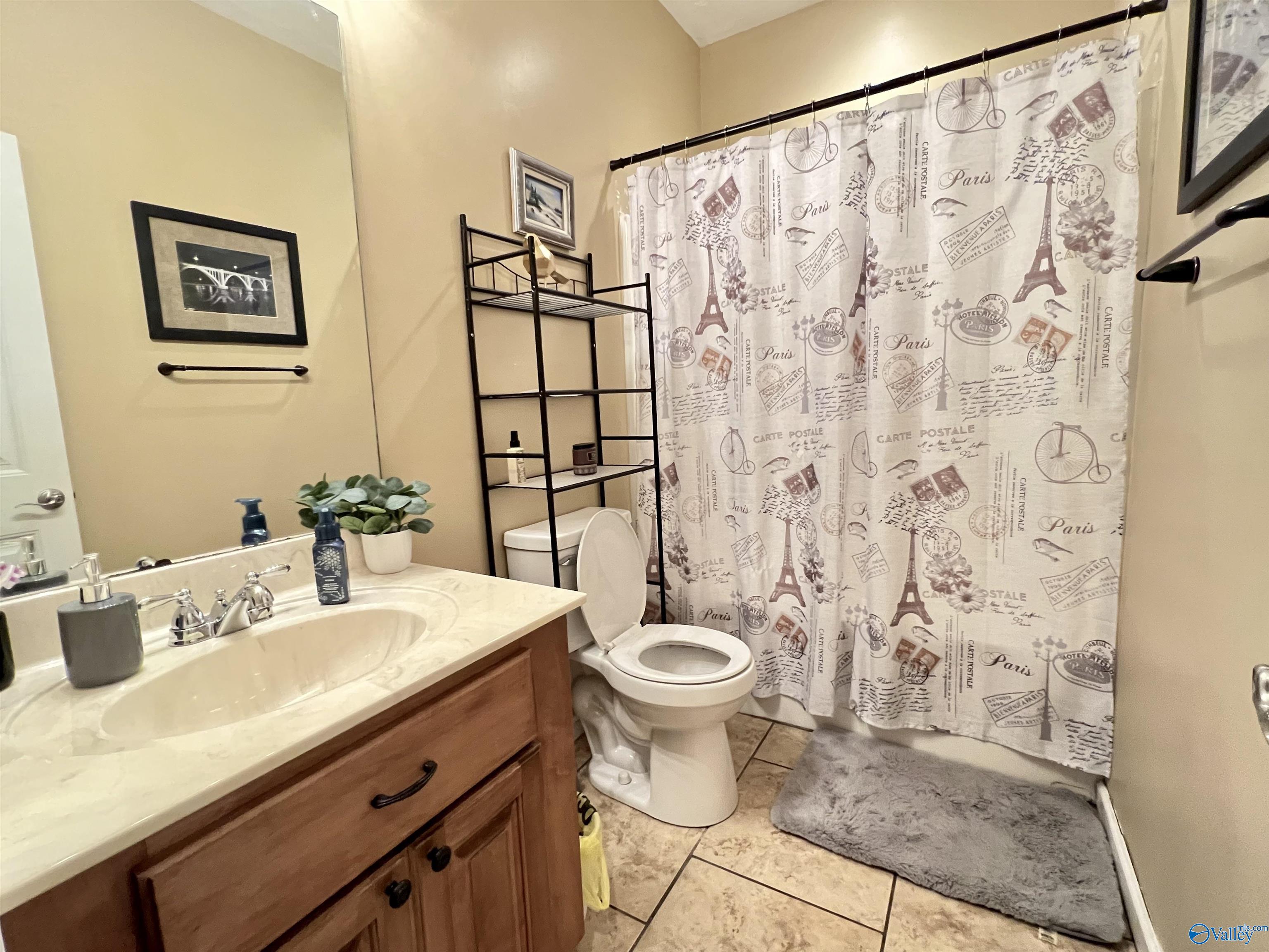 1009 Rabbittown Road