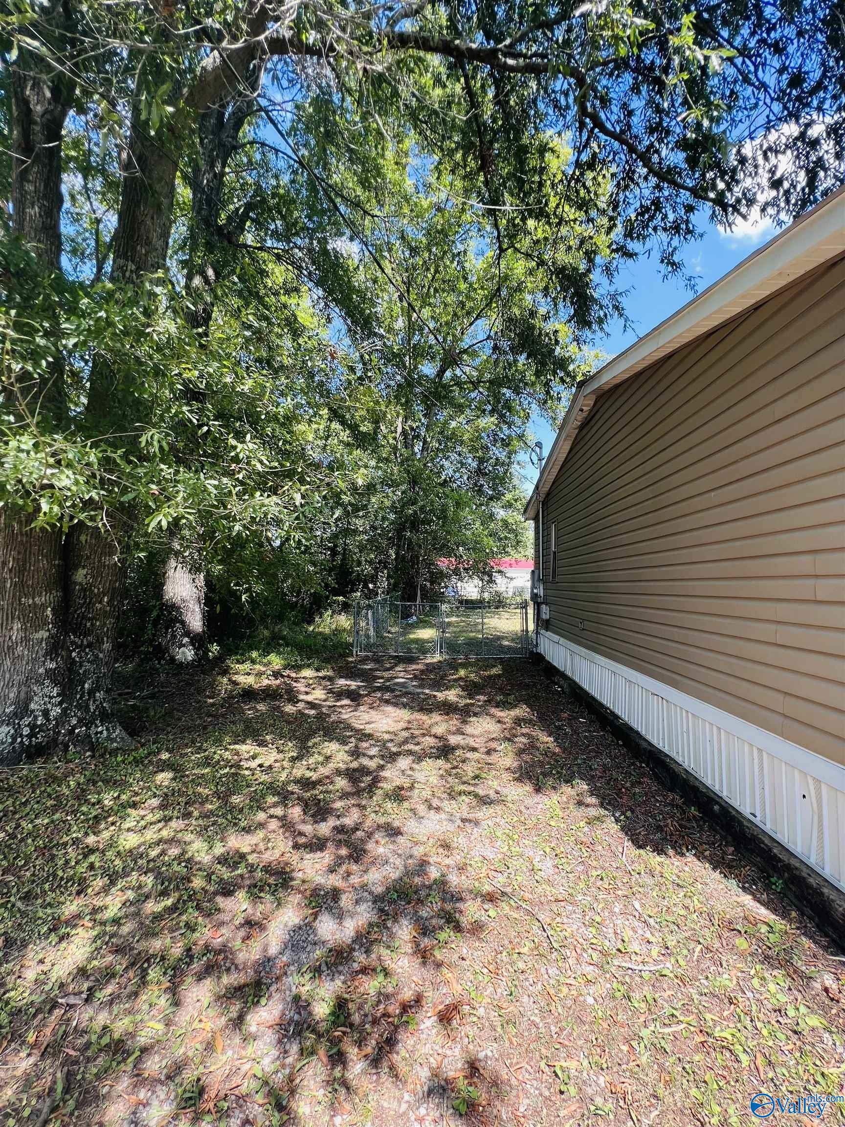 604 Fayette Street SE