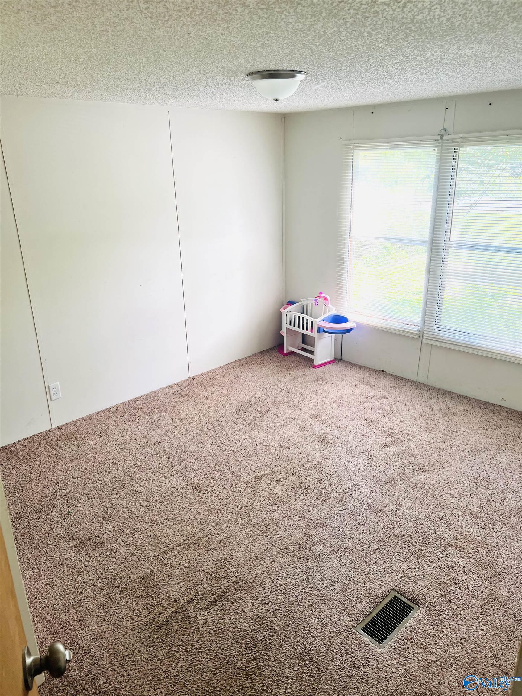 604 Fayette Street SE