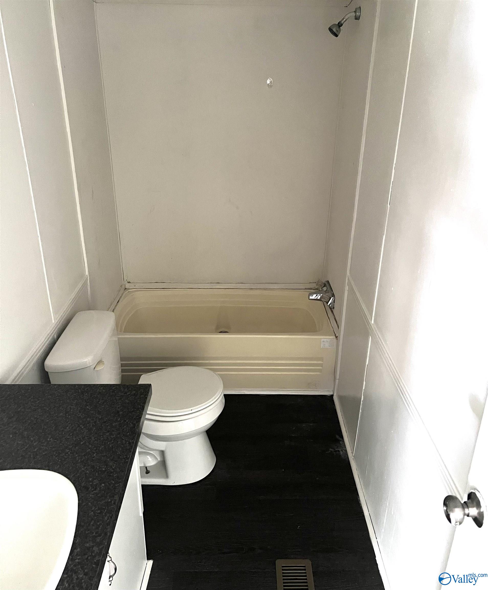 604 Fayette Street SE