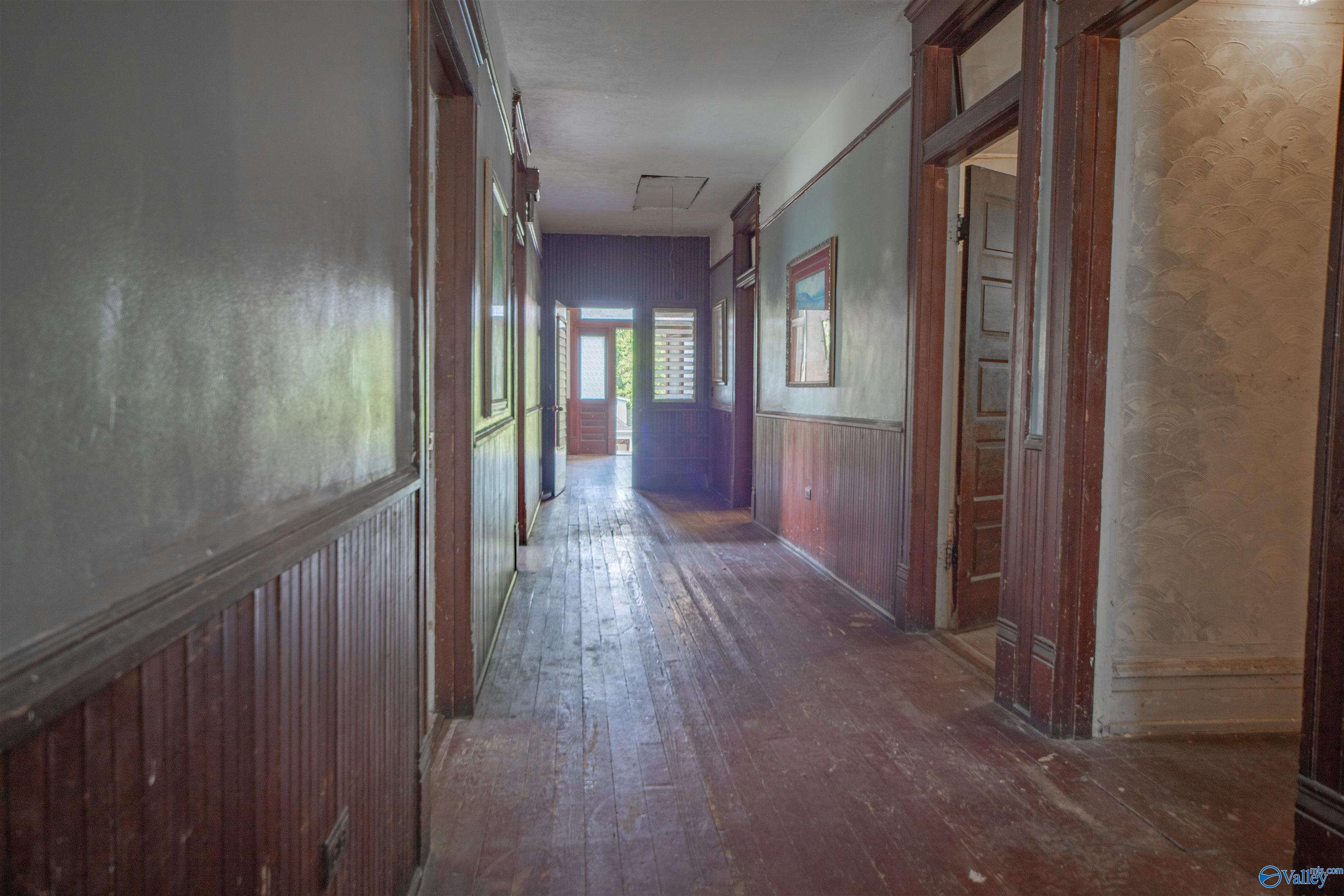 505 Hughes Avenue NE