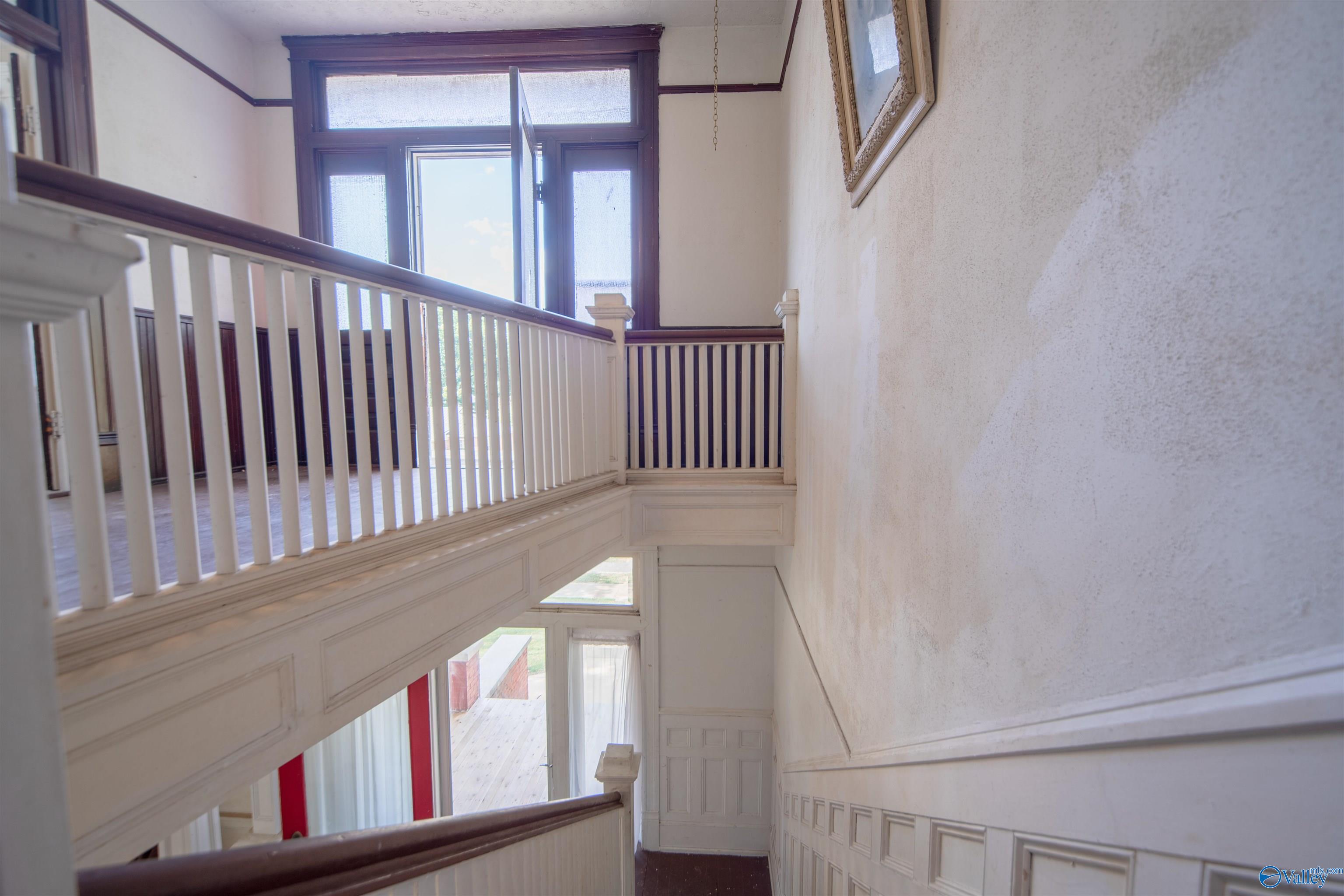 505 Hughes Avenue NE