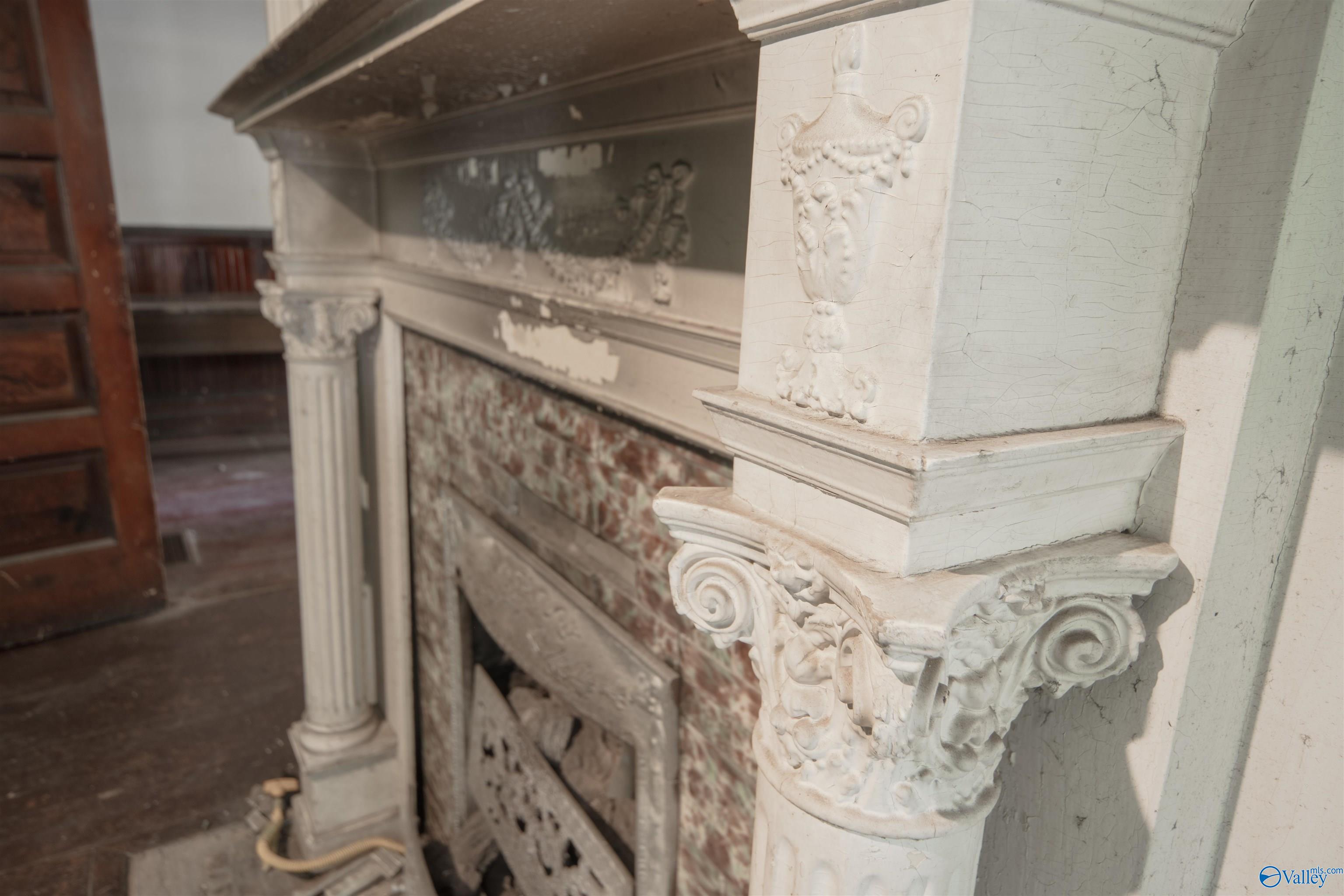 505 Hughes Avenue NE