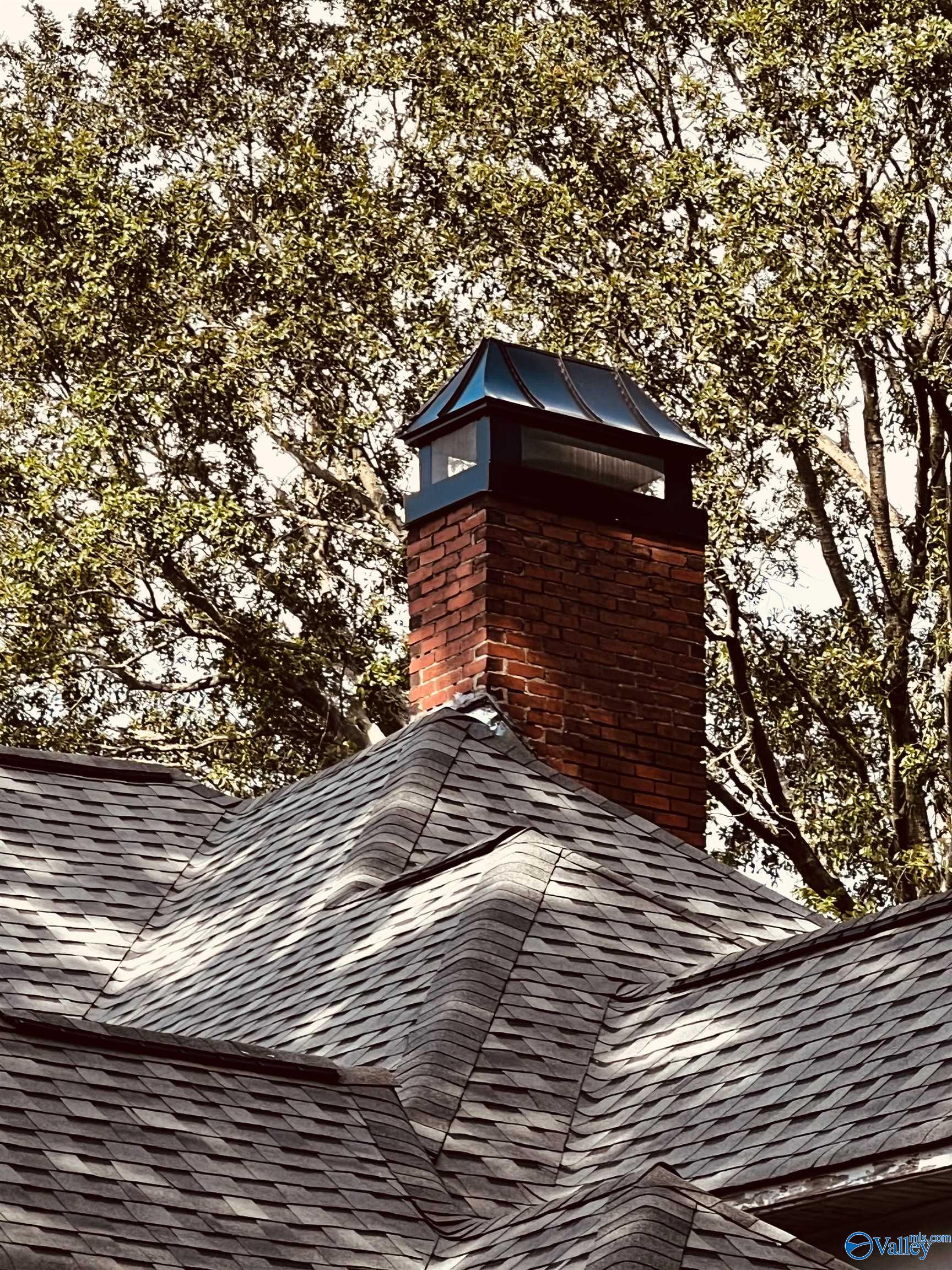 505 Hughes Avenue NE