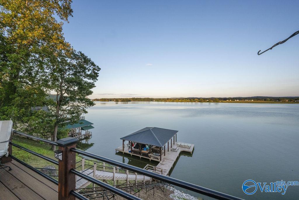 126 Horseshoe Bend Road