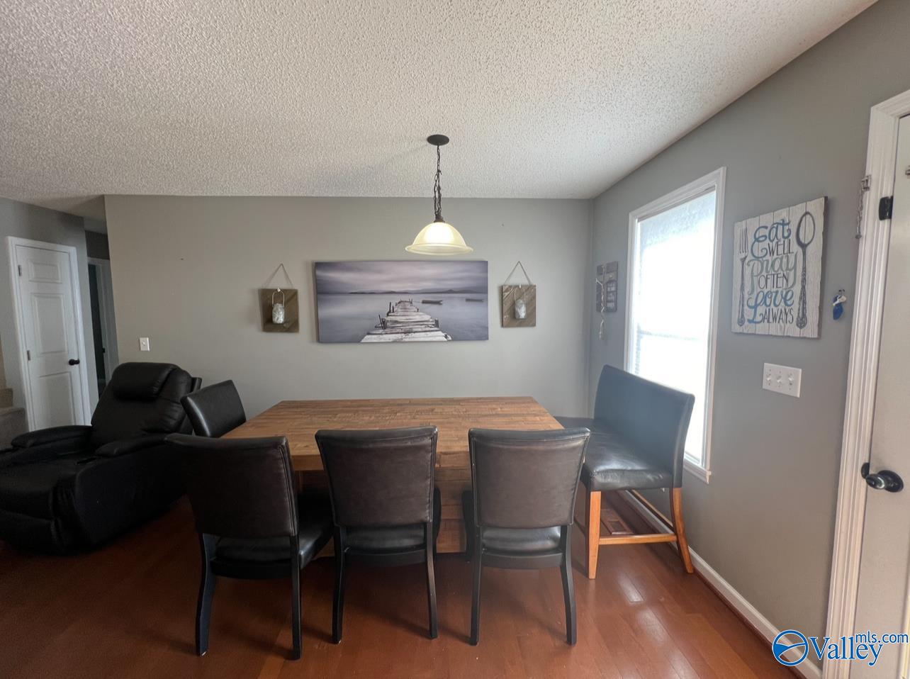 6120 Riveroak Drive S