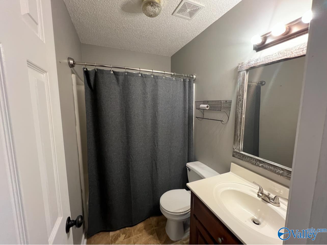 6120 Riveroak Drive S