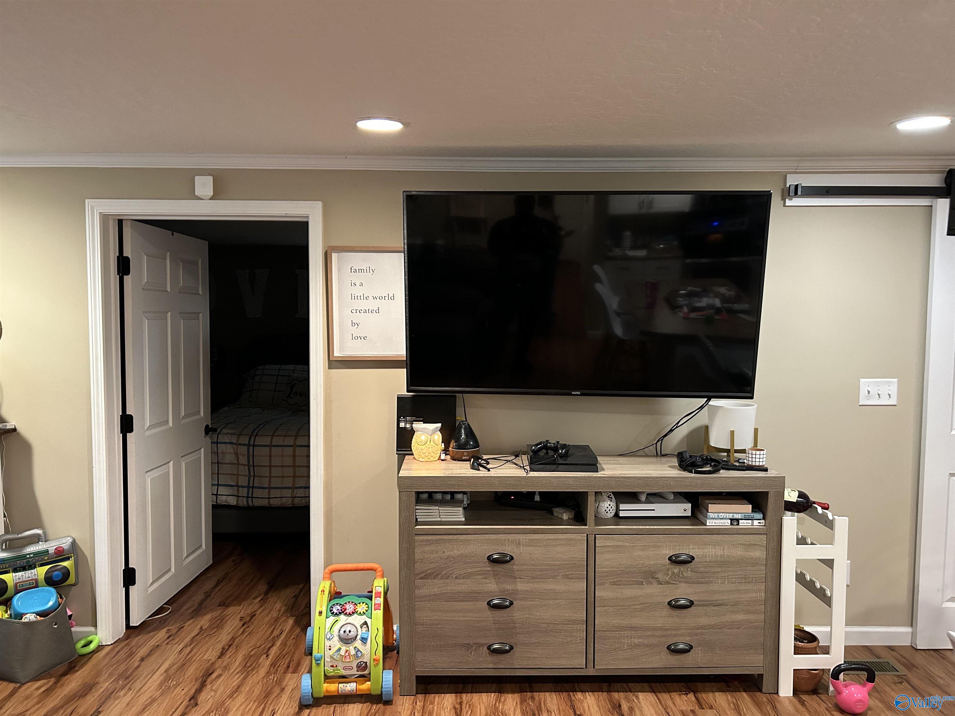 415 SE Stewart Avenue