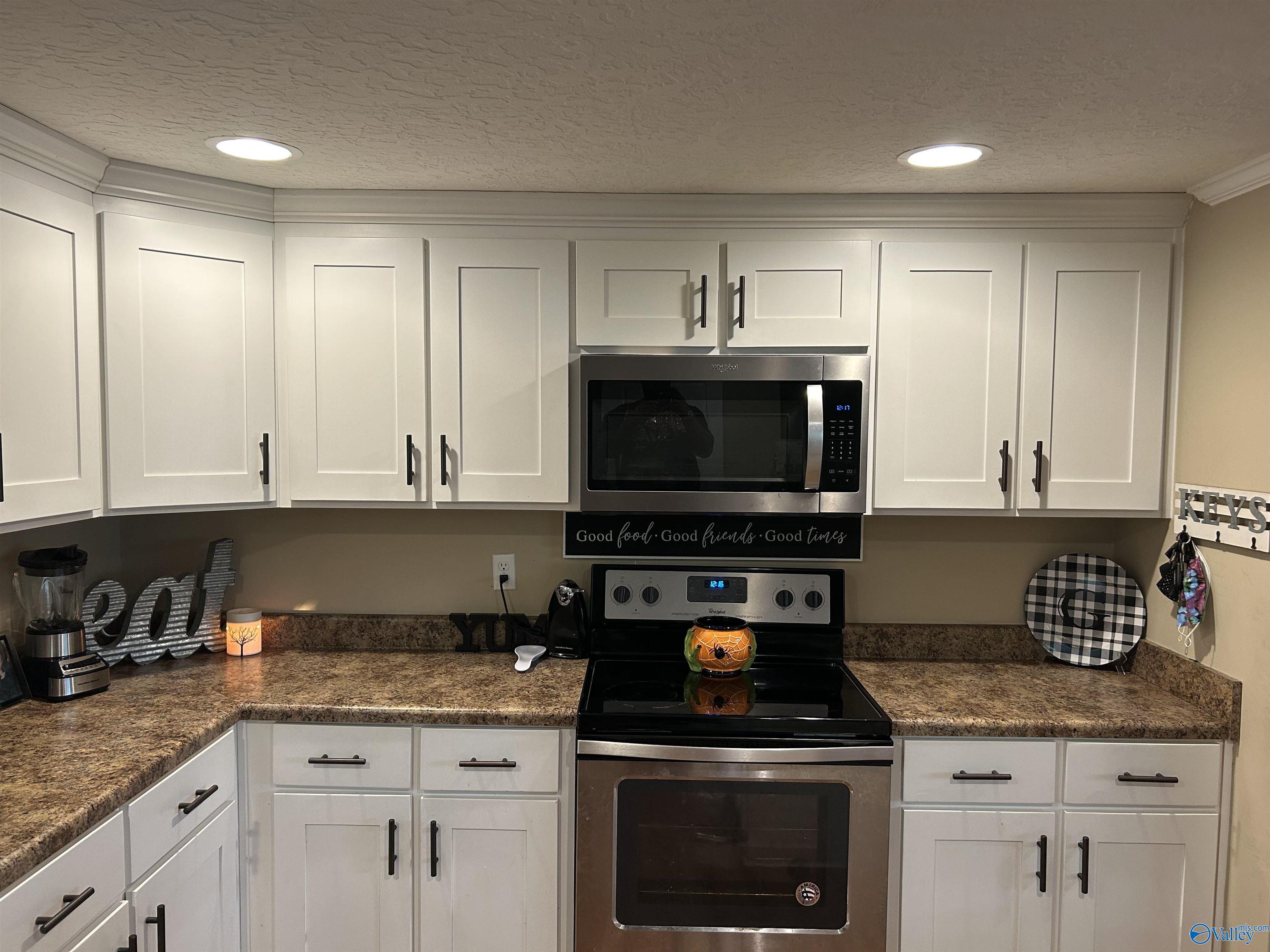 415 SE Stewart Avenue