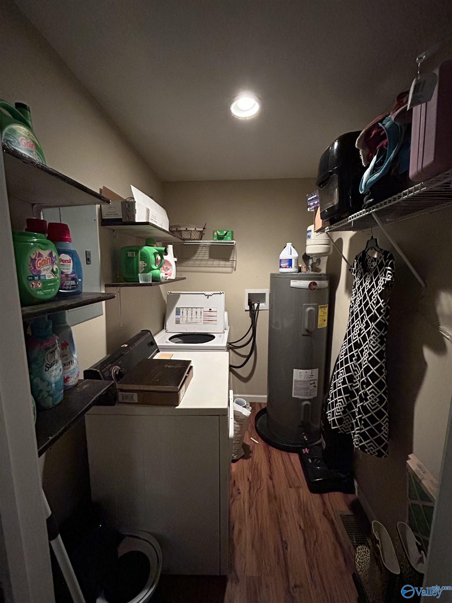 415 SE Stewart Avenue