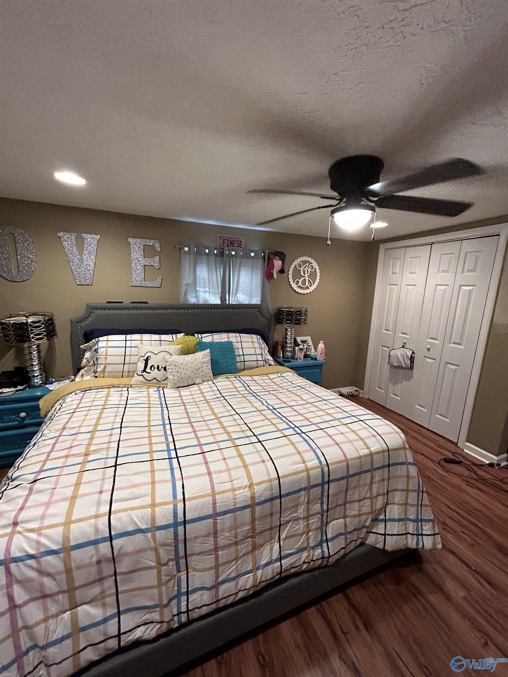 415 SE Stewart Avenue