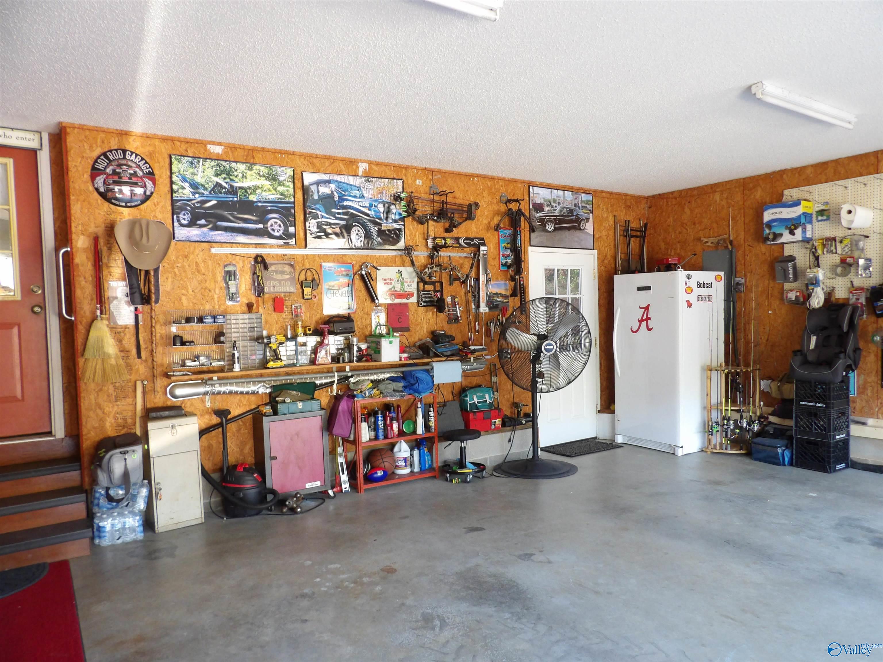 2235 Cedar Bend Road S