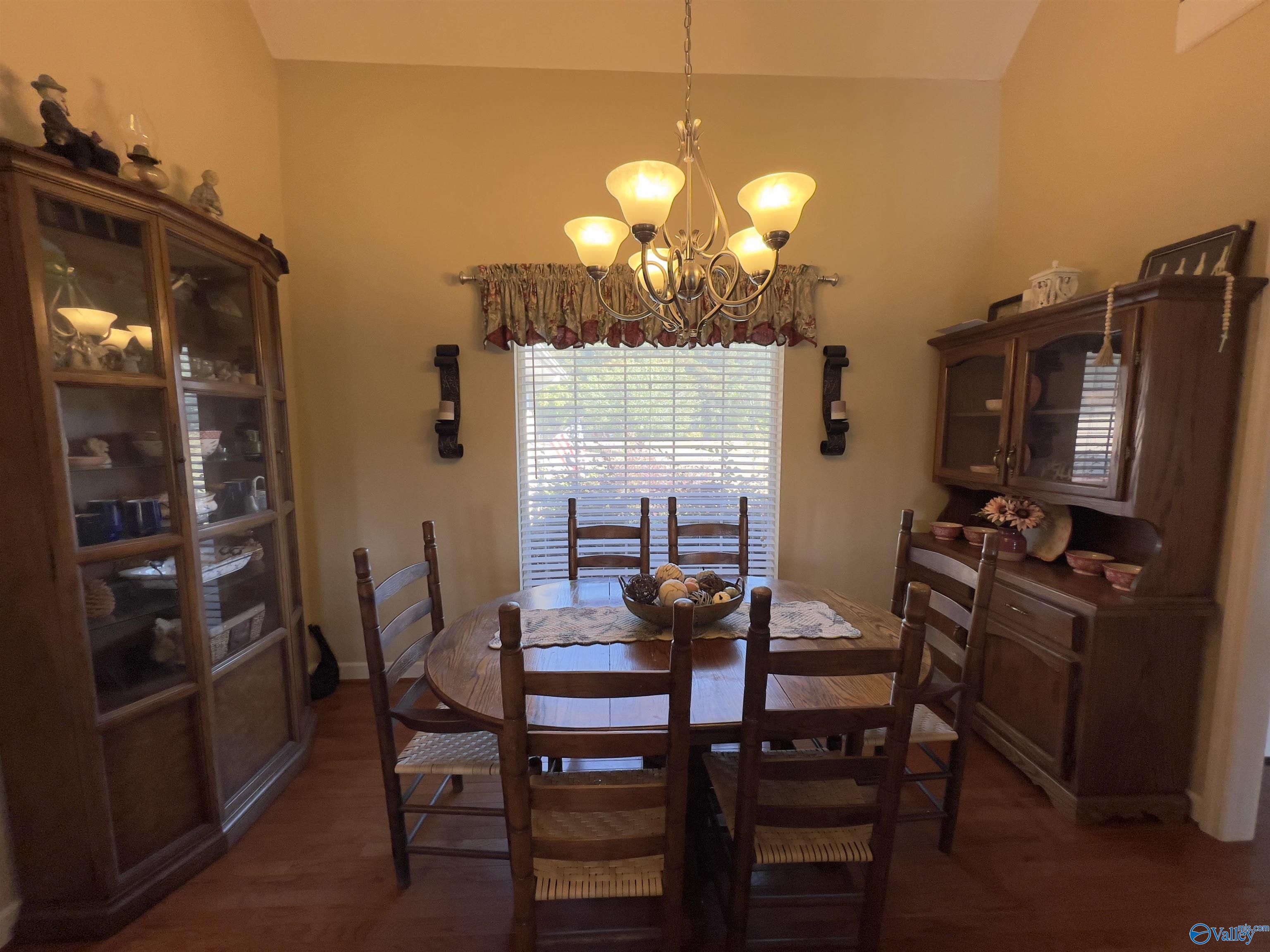2235 Cedar Bend Road S