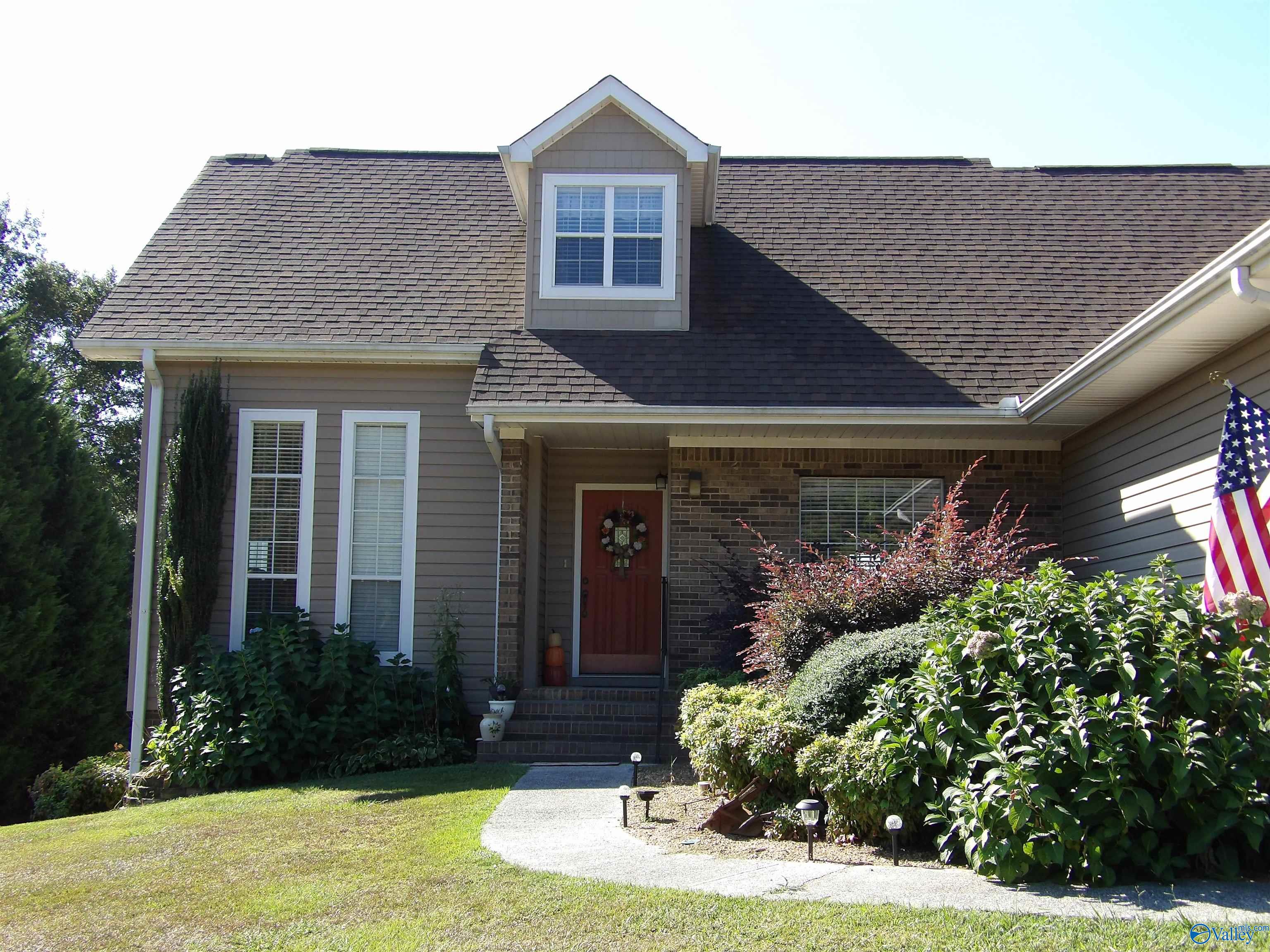 2235 Cedar Bend Road S