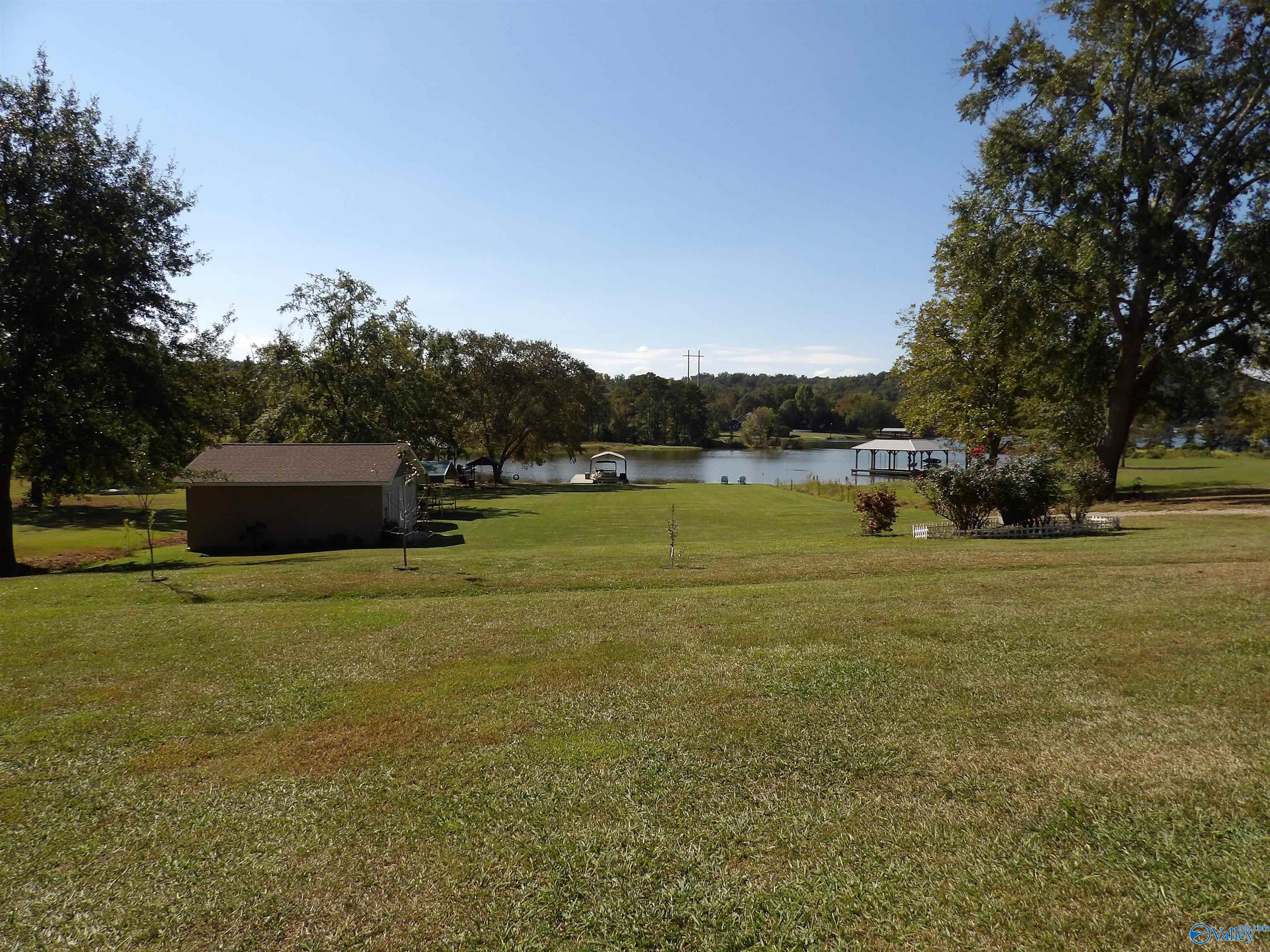 2235 Cedar Bend Road S