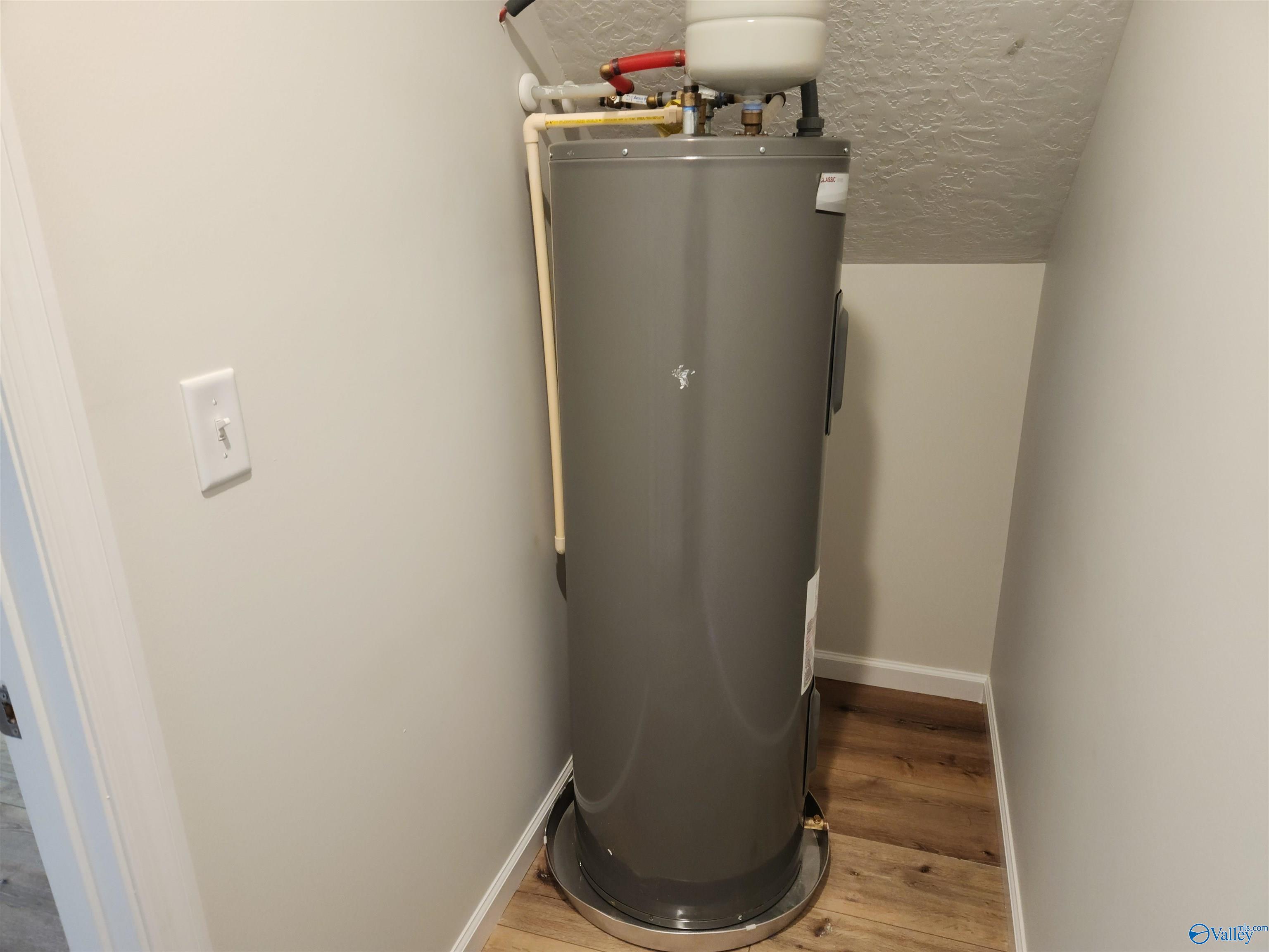 4408 Sibert Street S