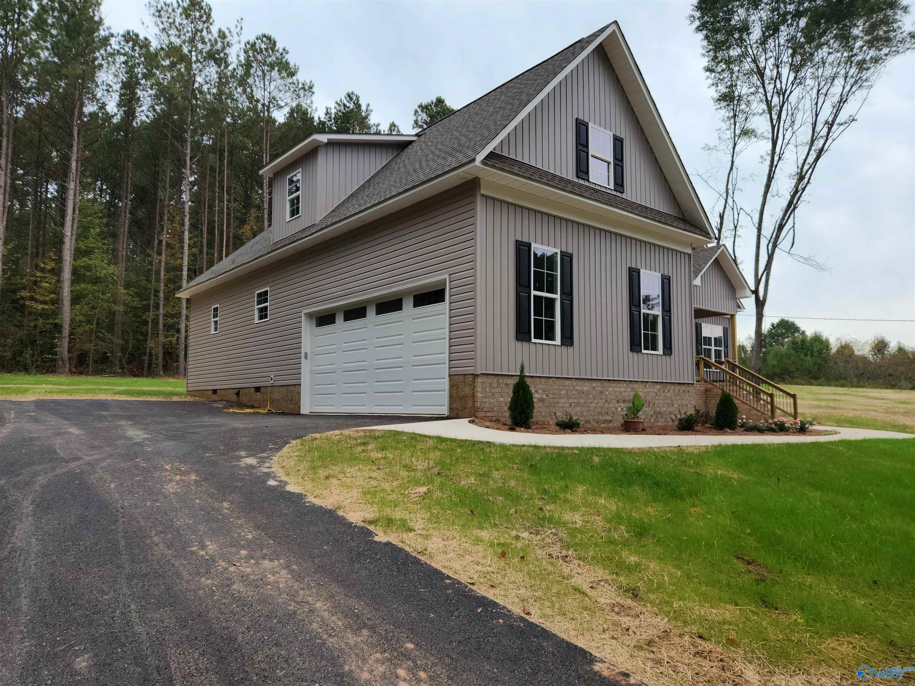 4408 Sibert Street S