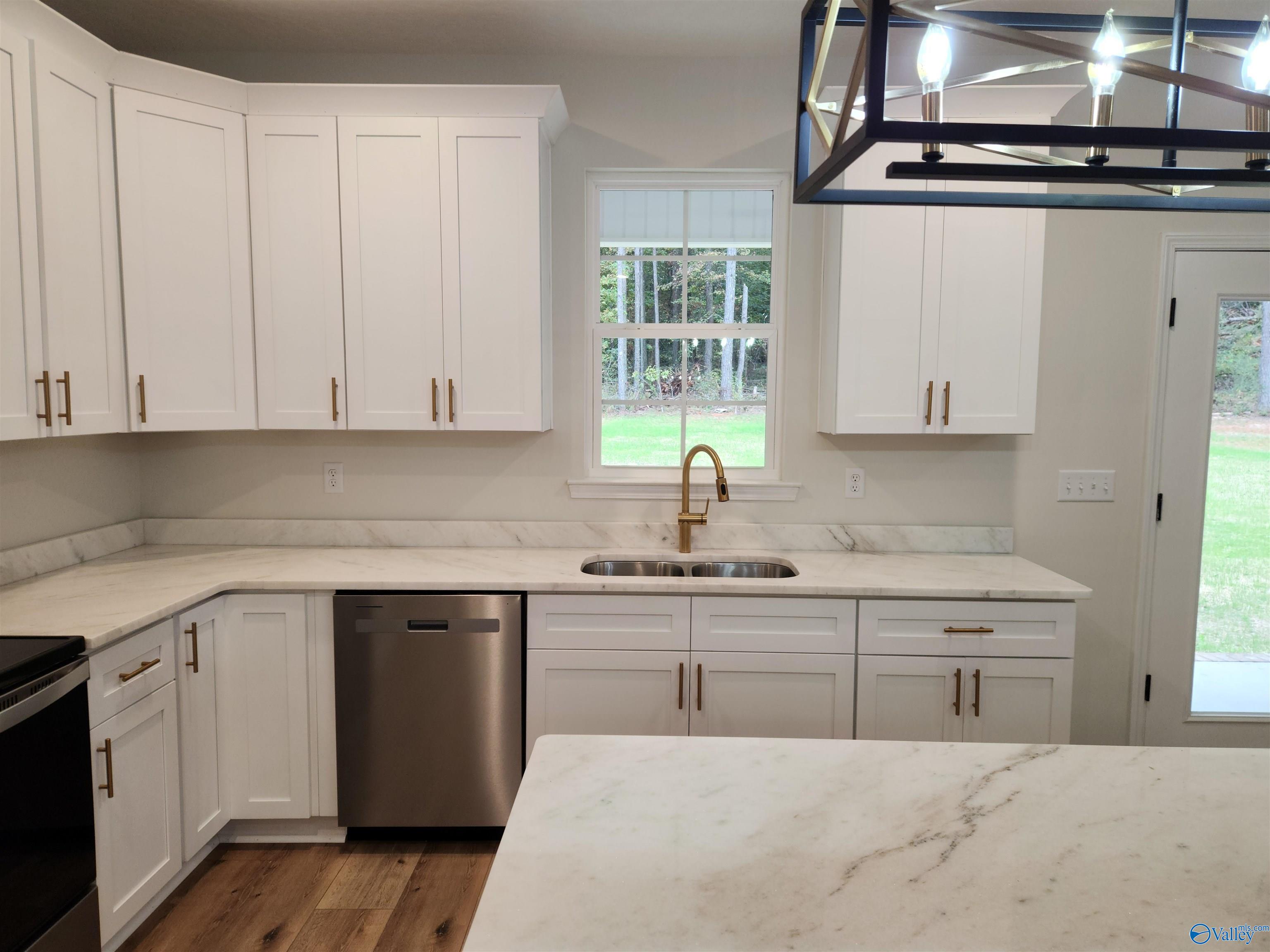 4408 Sibert Street S