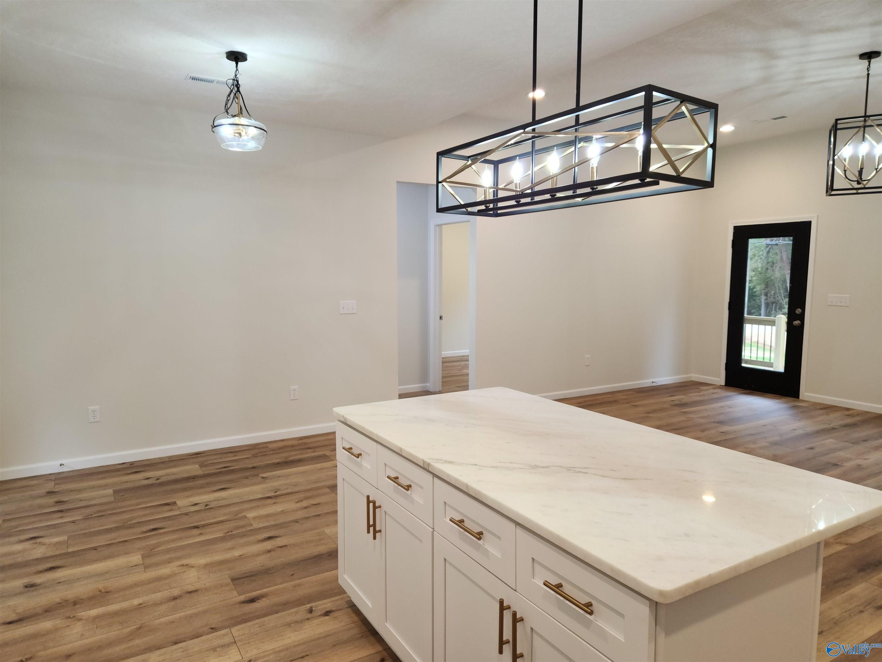 4408 Sibert Street S