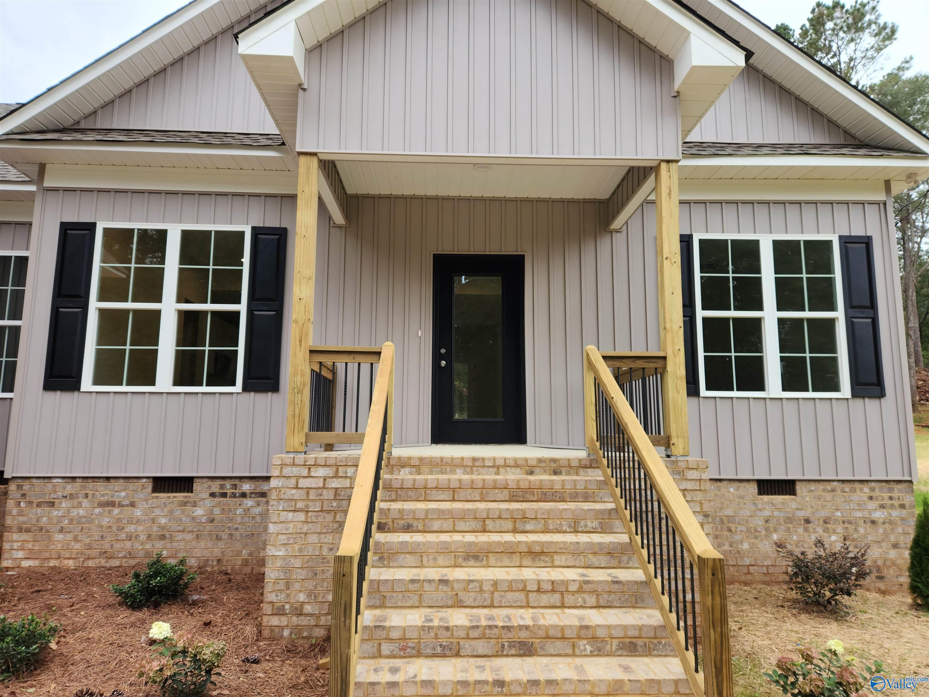 4408 Sibert Street S