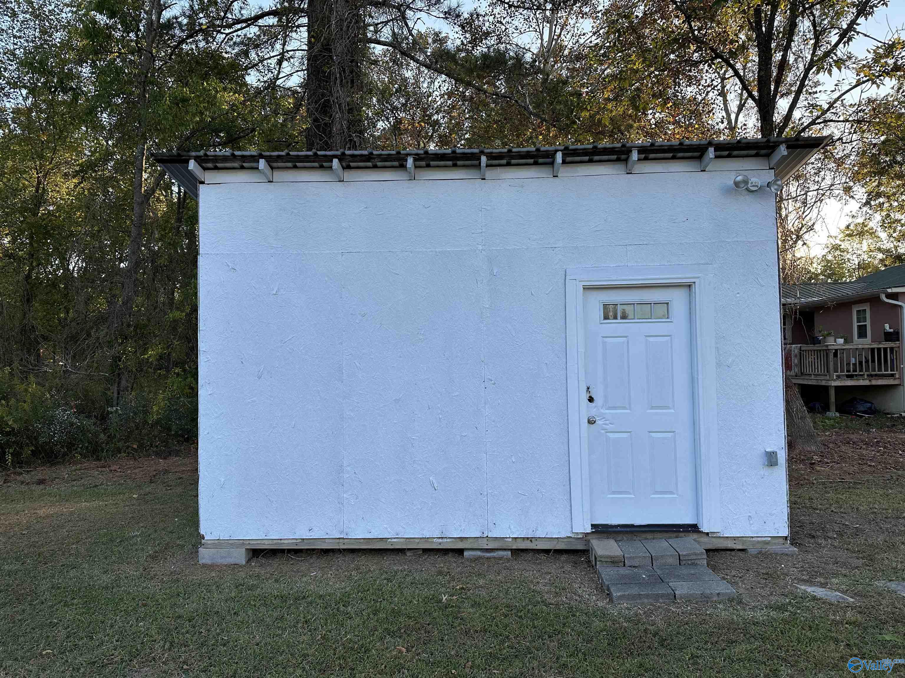 3464 Greenview Avenue