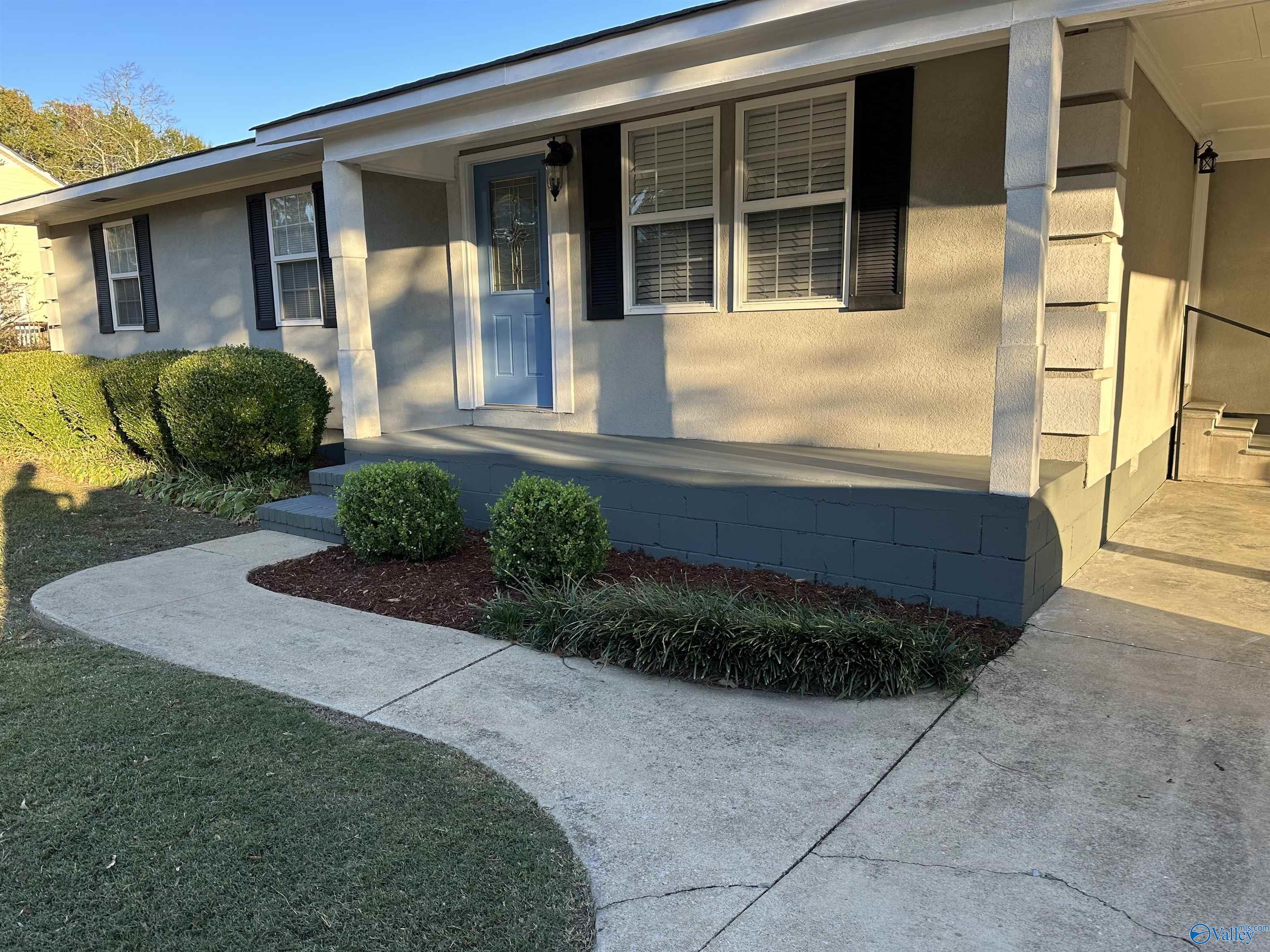 3464 Greenview Avenue