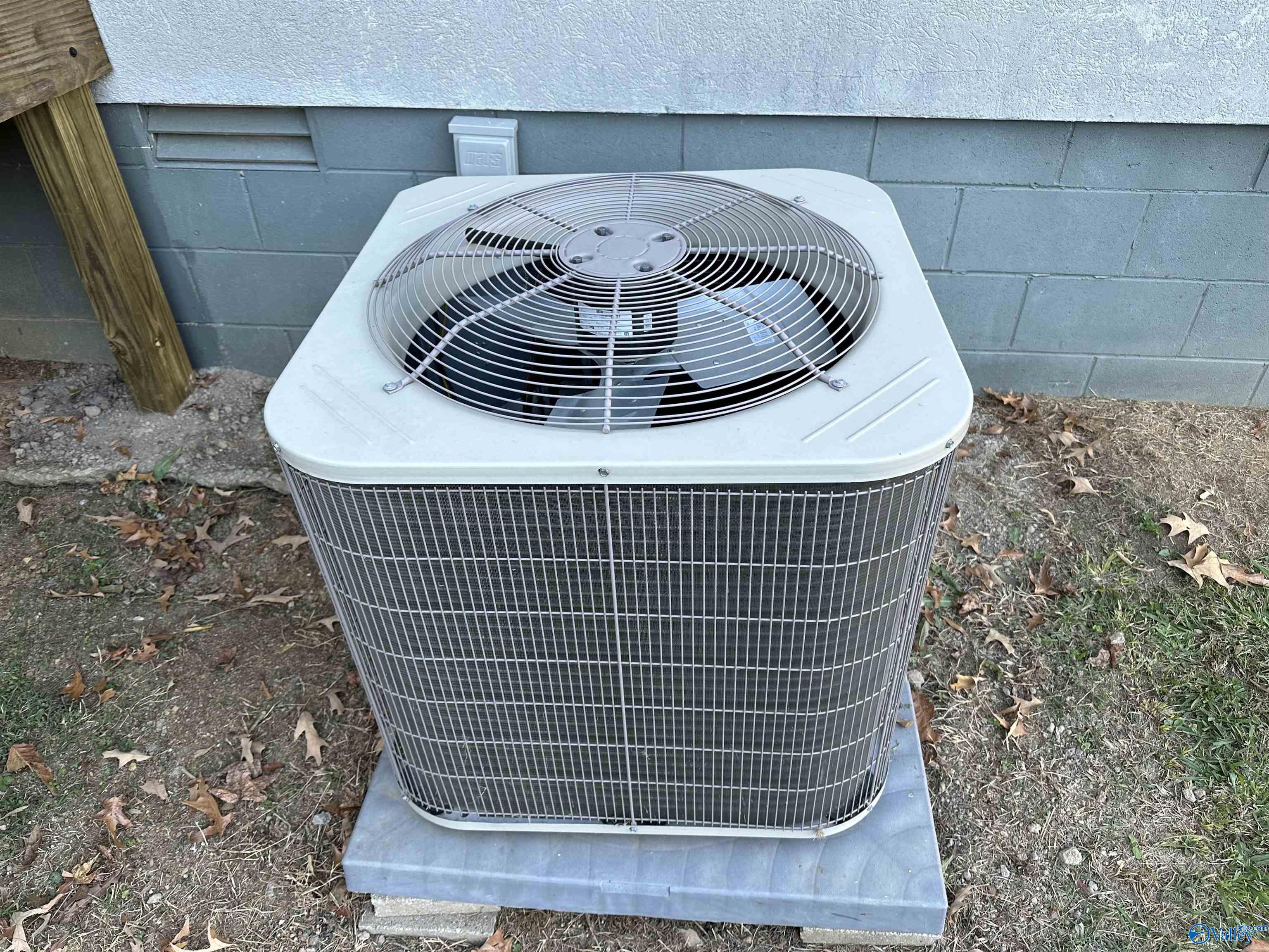 3464 Greenview Avenue