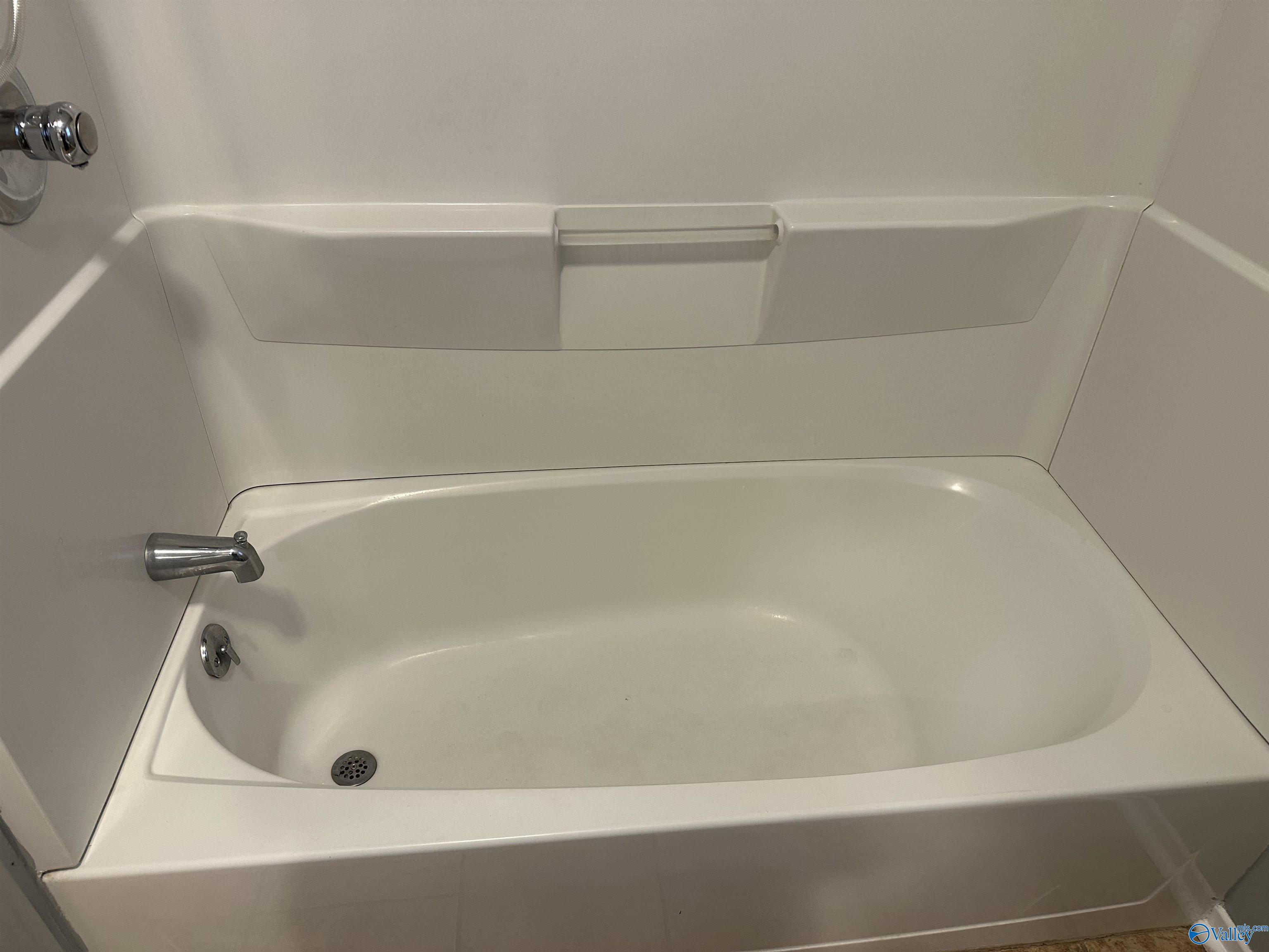 3464 Greenview Avenue