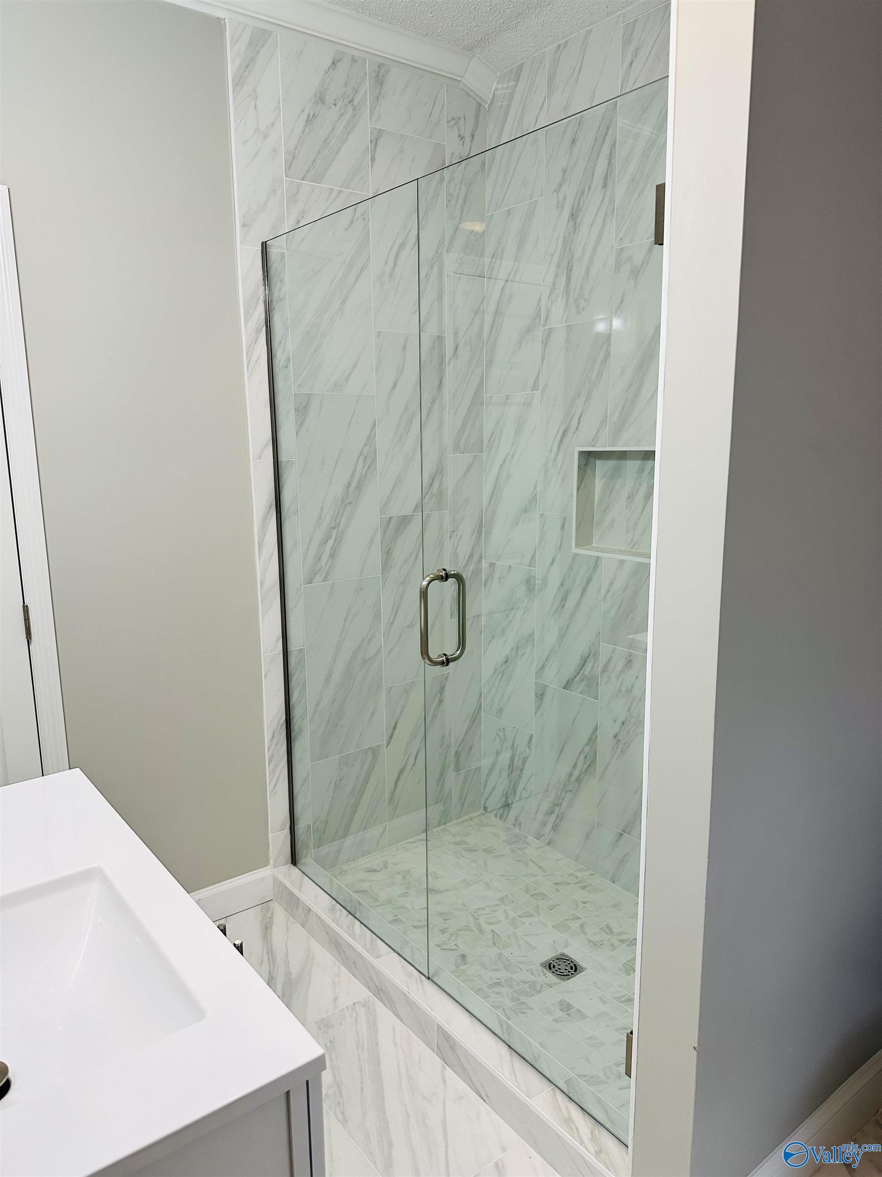 2200 Noccalula Drive