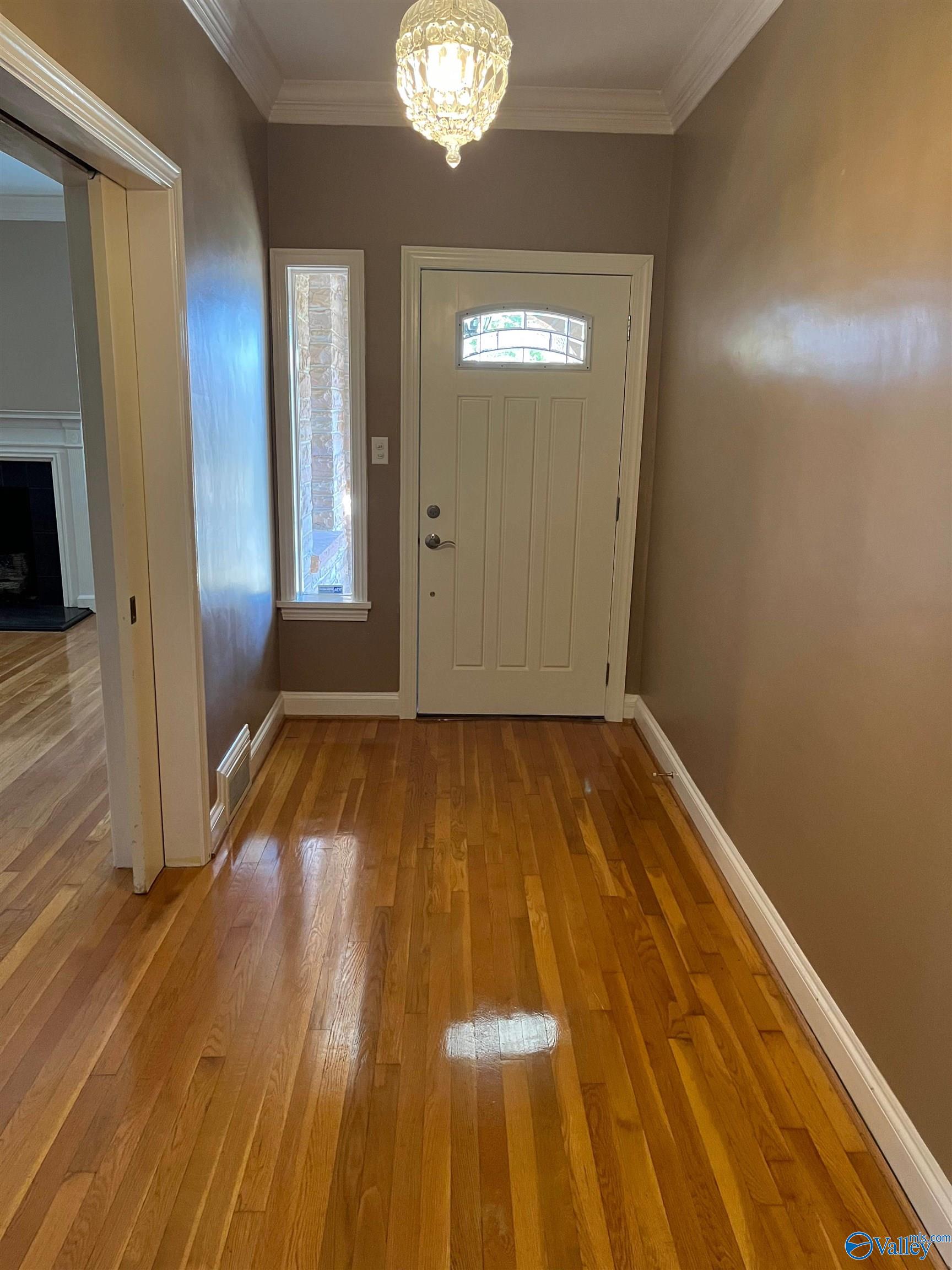 2626 Valleyview Road