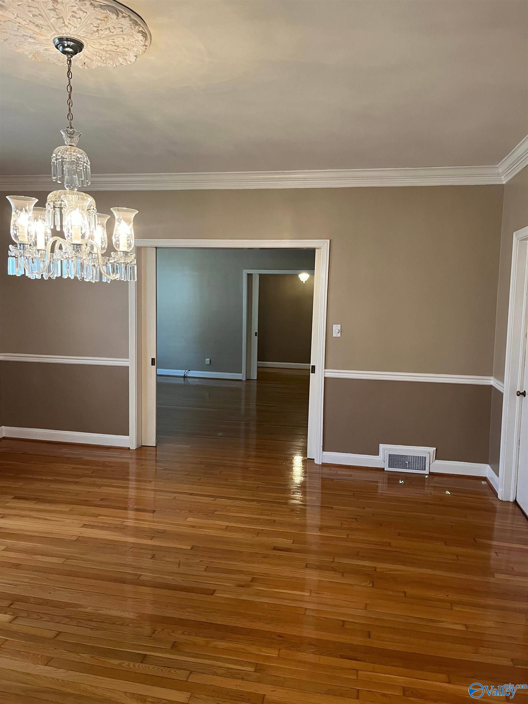 2626 Valleyview Road