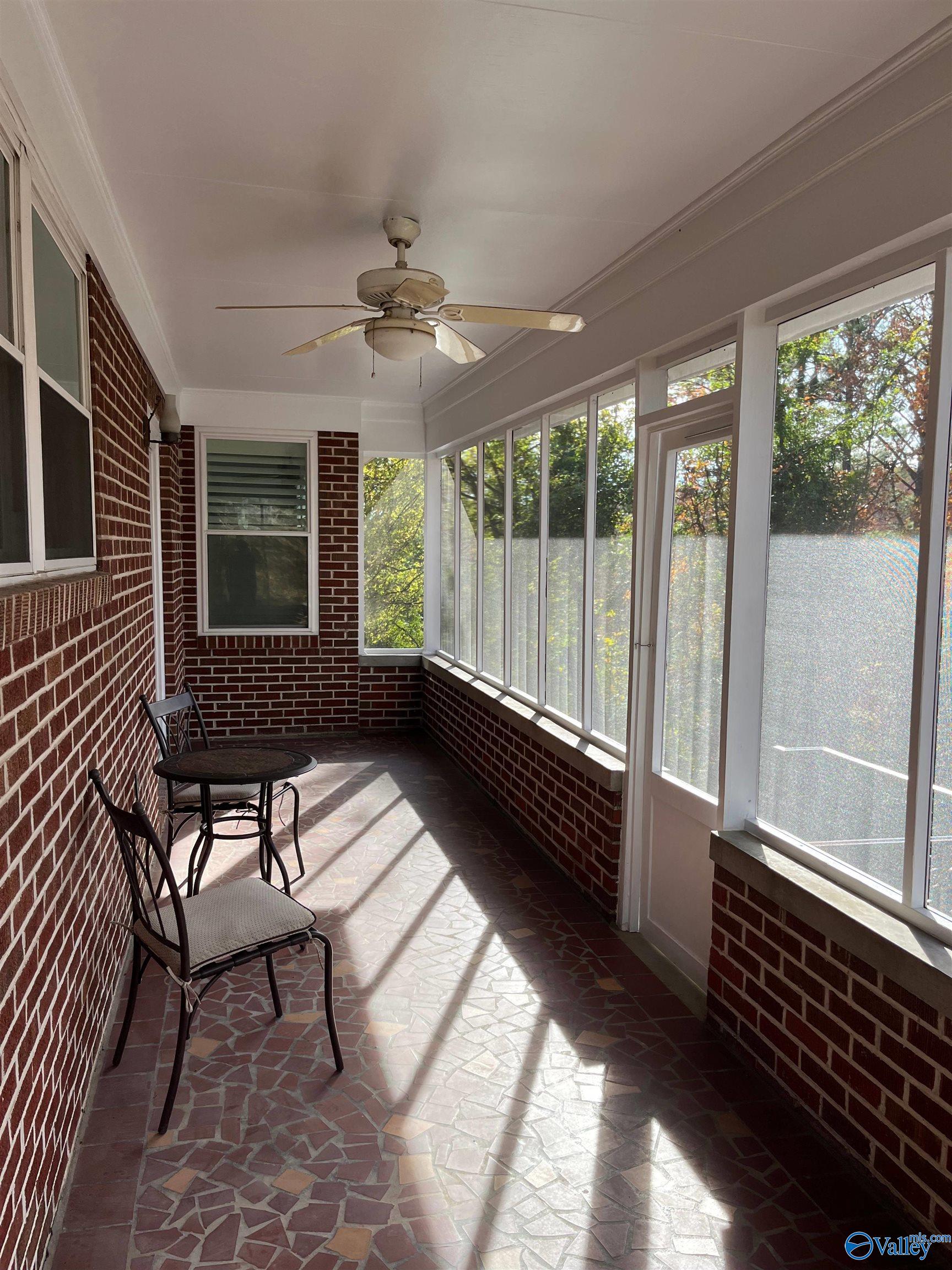 2626 Valleyview Road