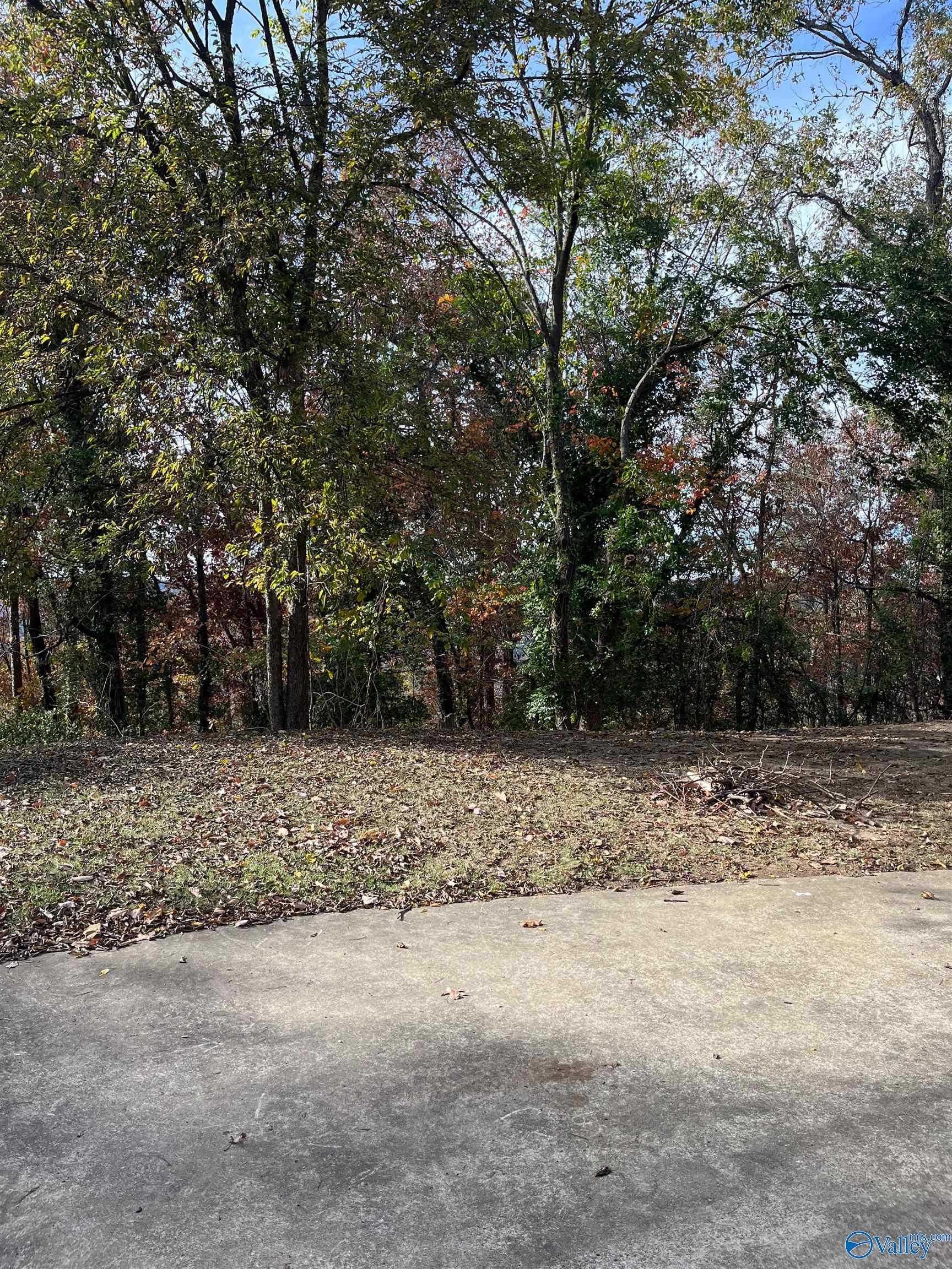 2626 Valleyview Road