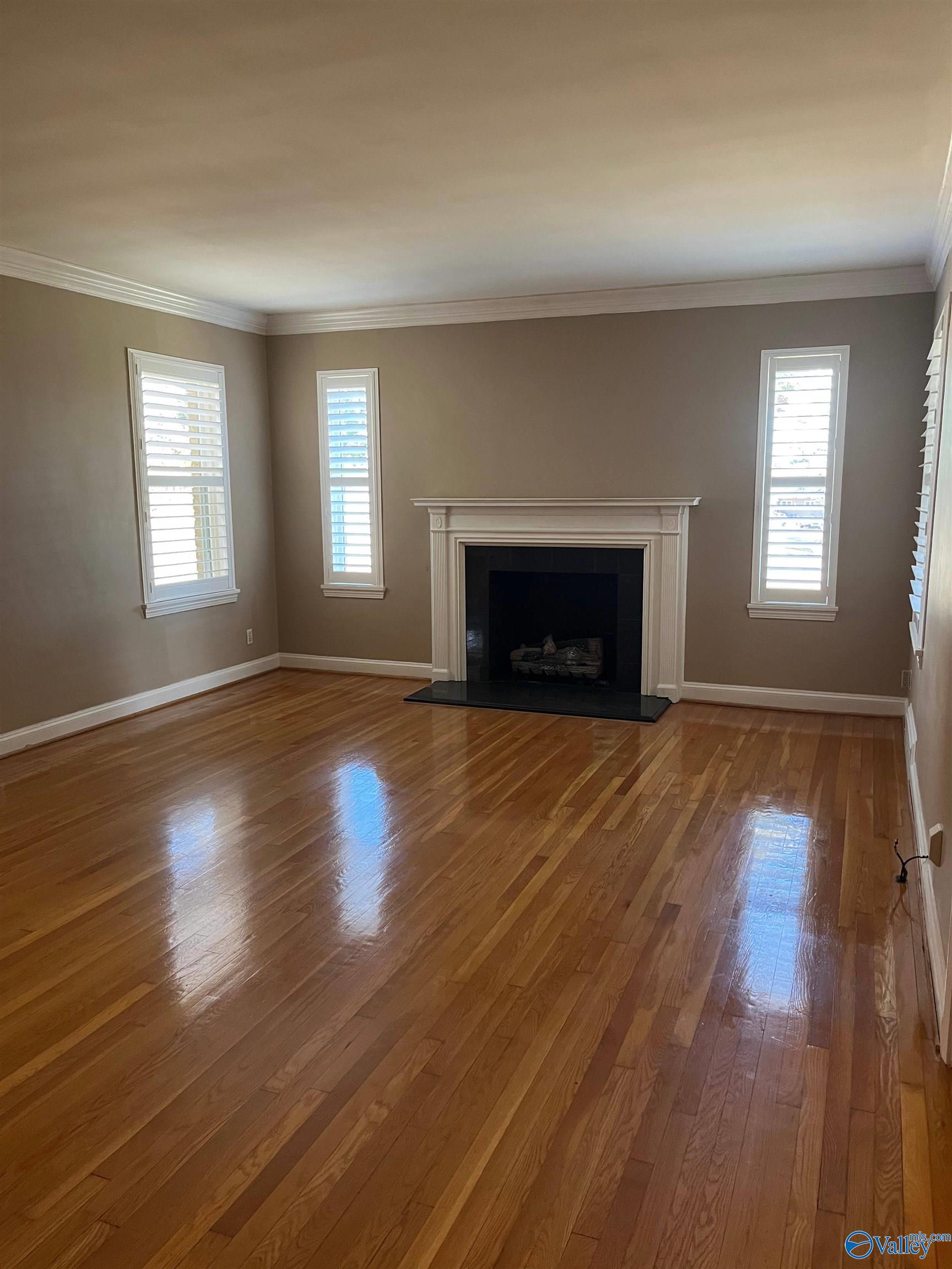 2626 Valleyview Road