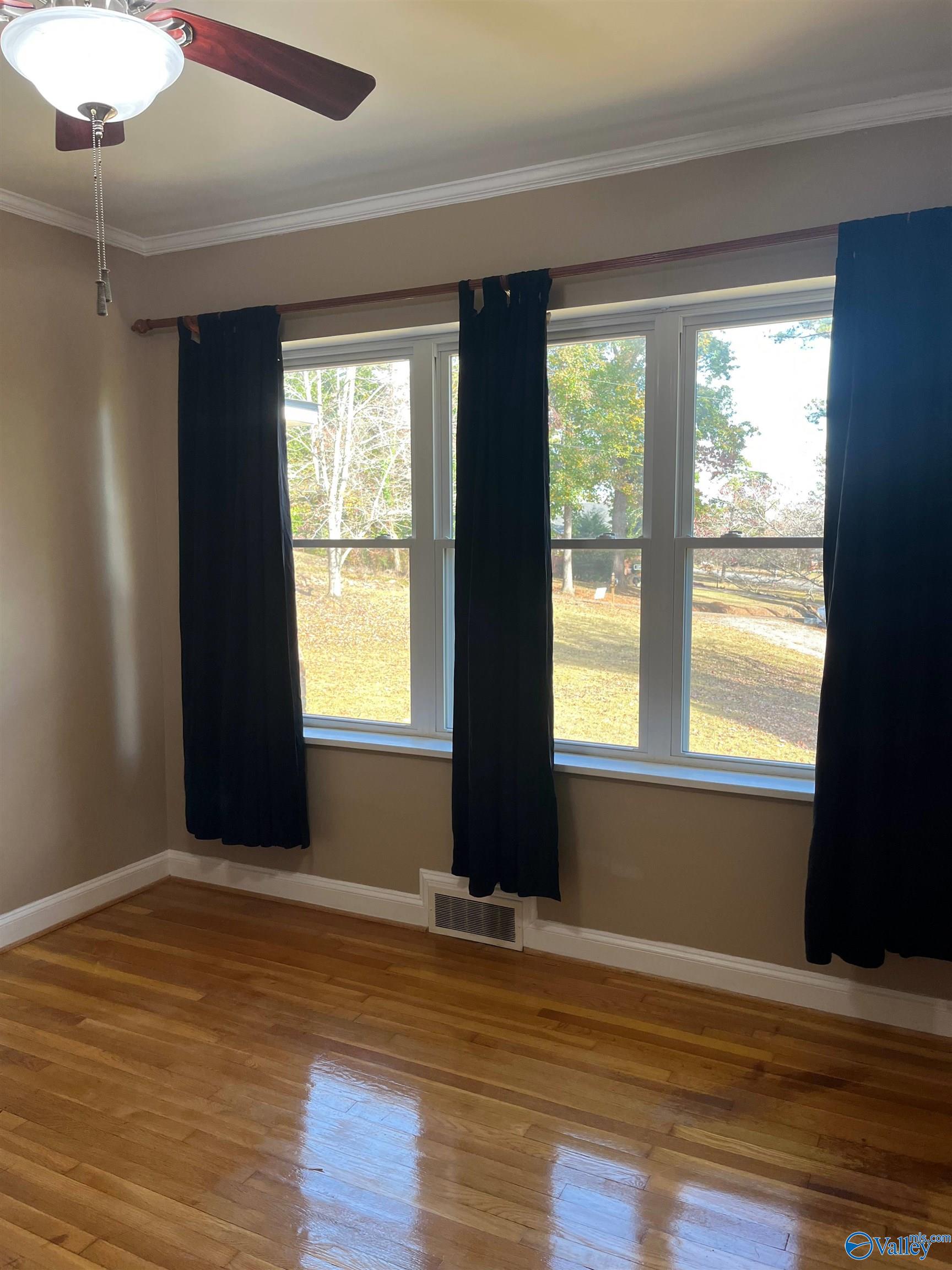 2626 Valleyview Road