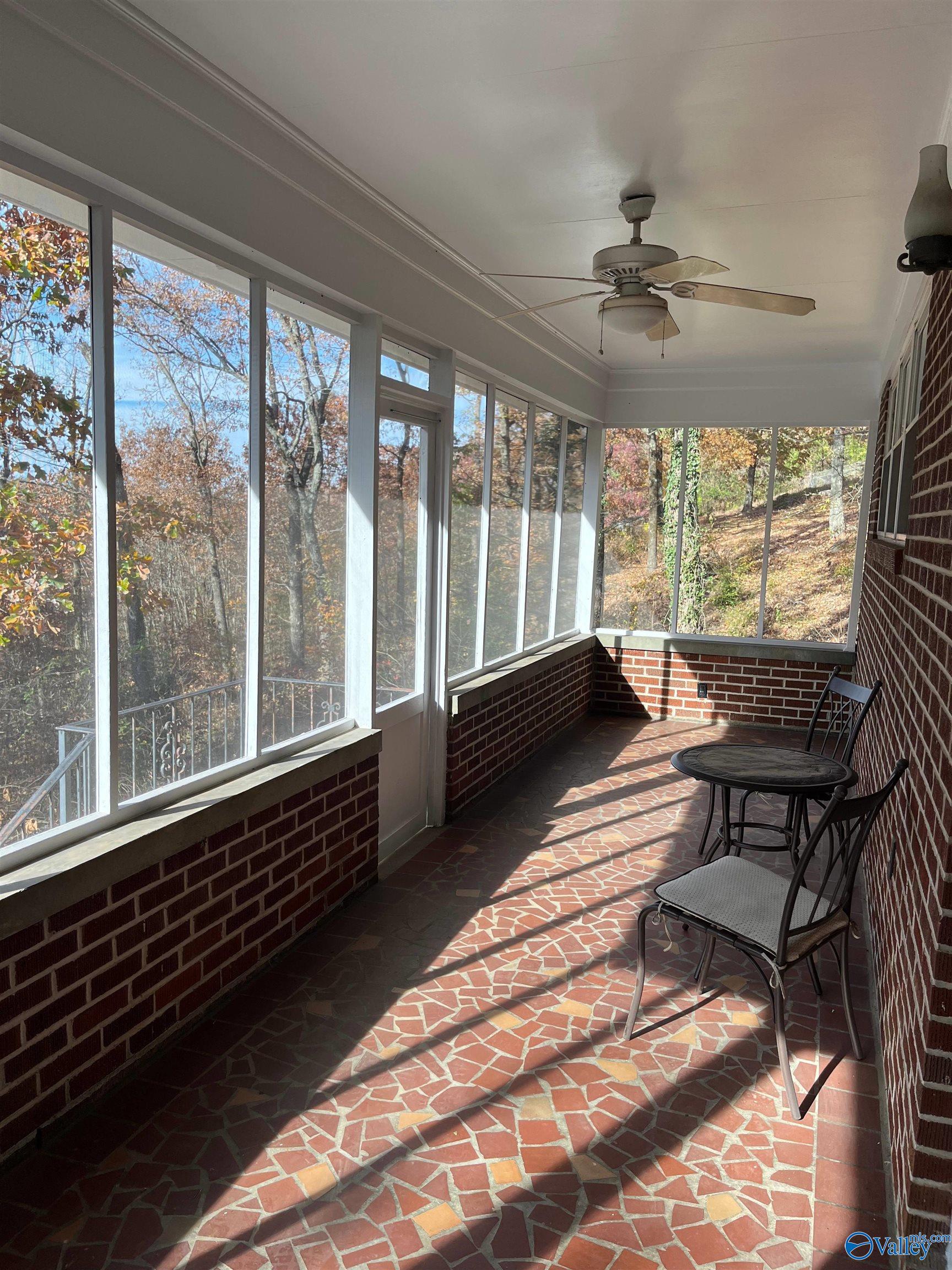 2626 Valleyview Road