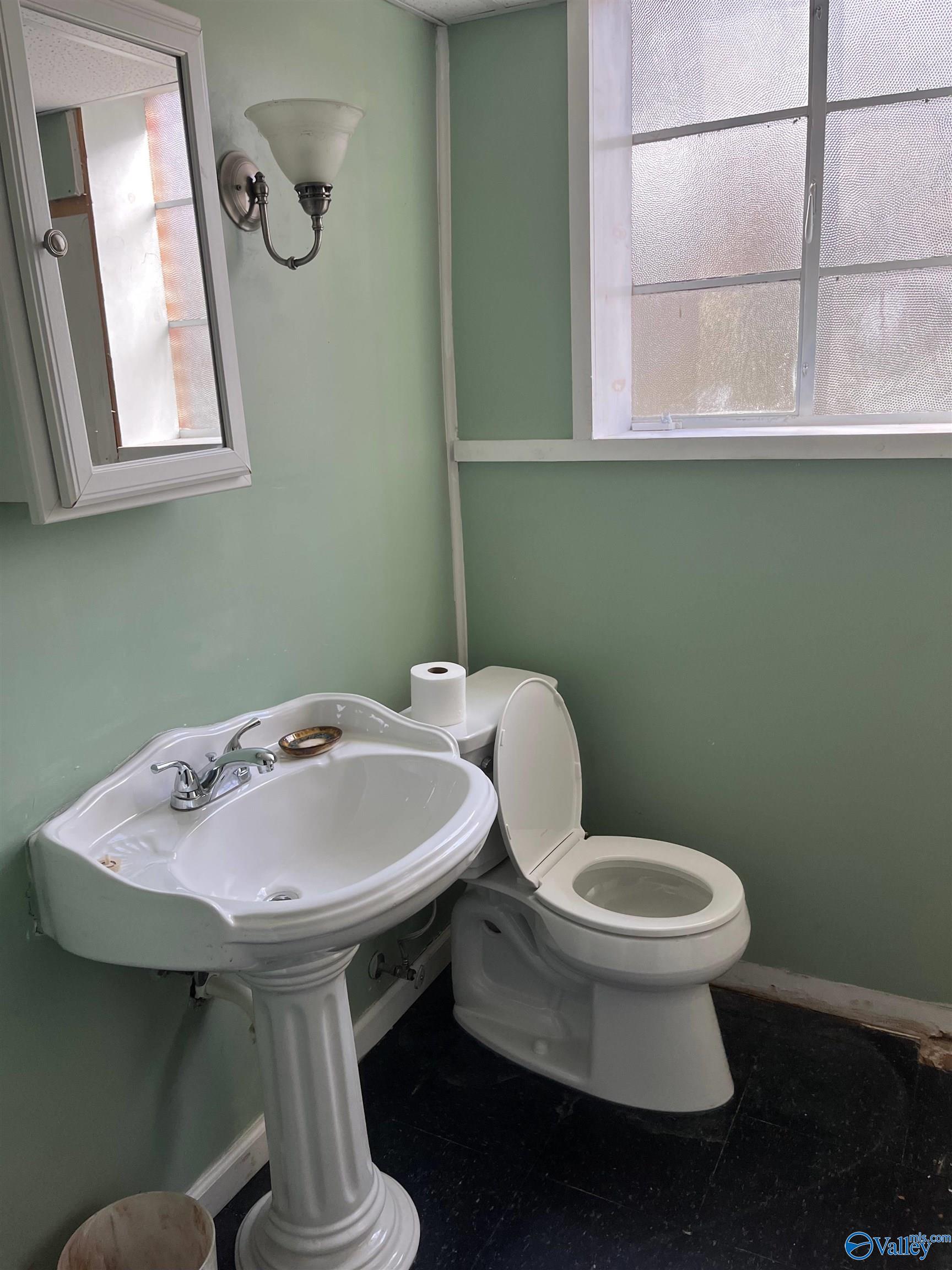 2626 Valleyview Road