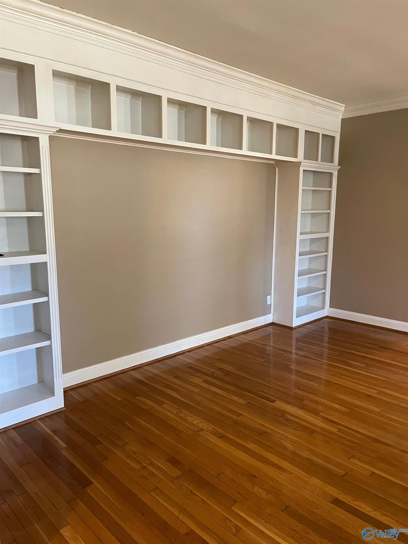 2626 Valleyview Road